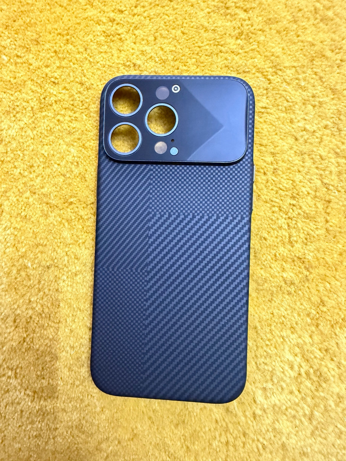 VisionSync Display MagSafe Case – iPhone 16 Pro Max