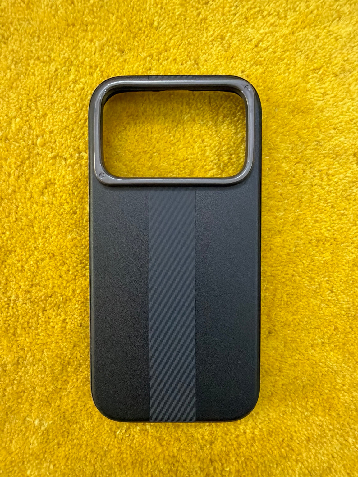 CarbonStripe Grip MagSafe Case – iPhone 16 Pro Max
