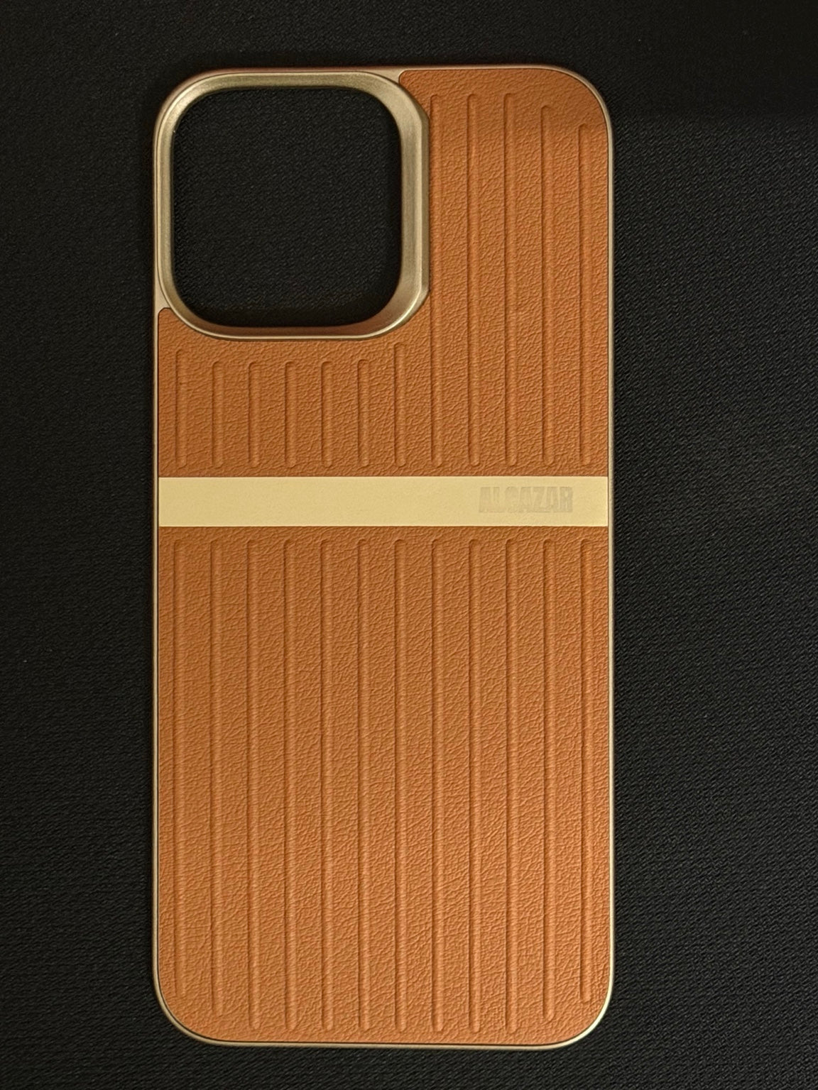 Velzar Stripe MagSafe Back Plate – iPhone 15 Pro