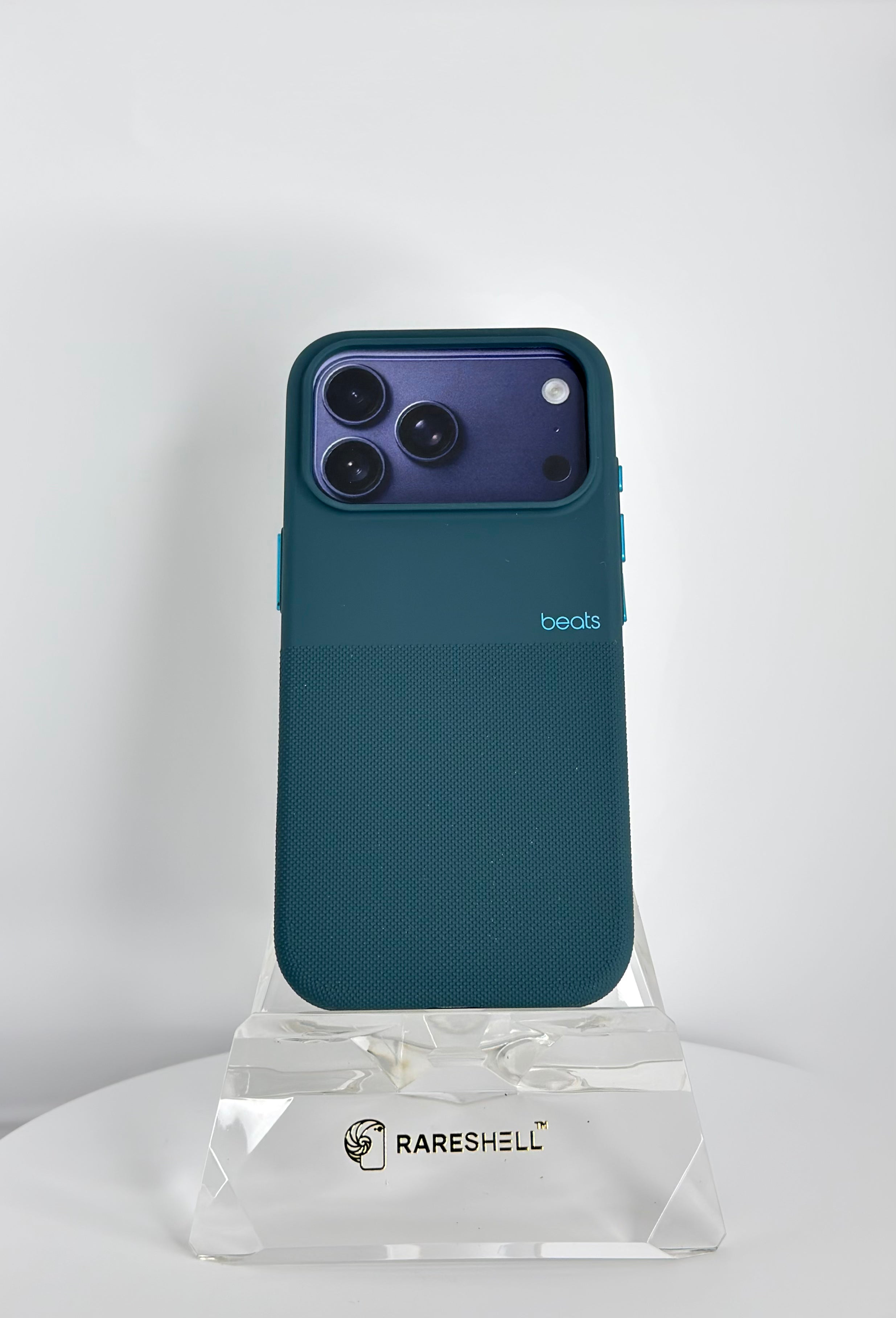 Rugged Grip Case with MagSafe – iPhone 17 Pro Max