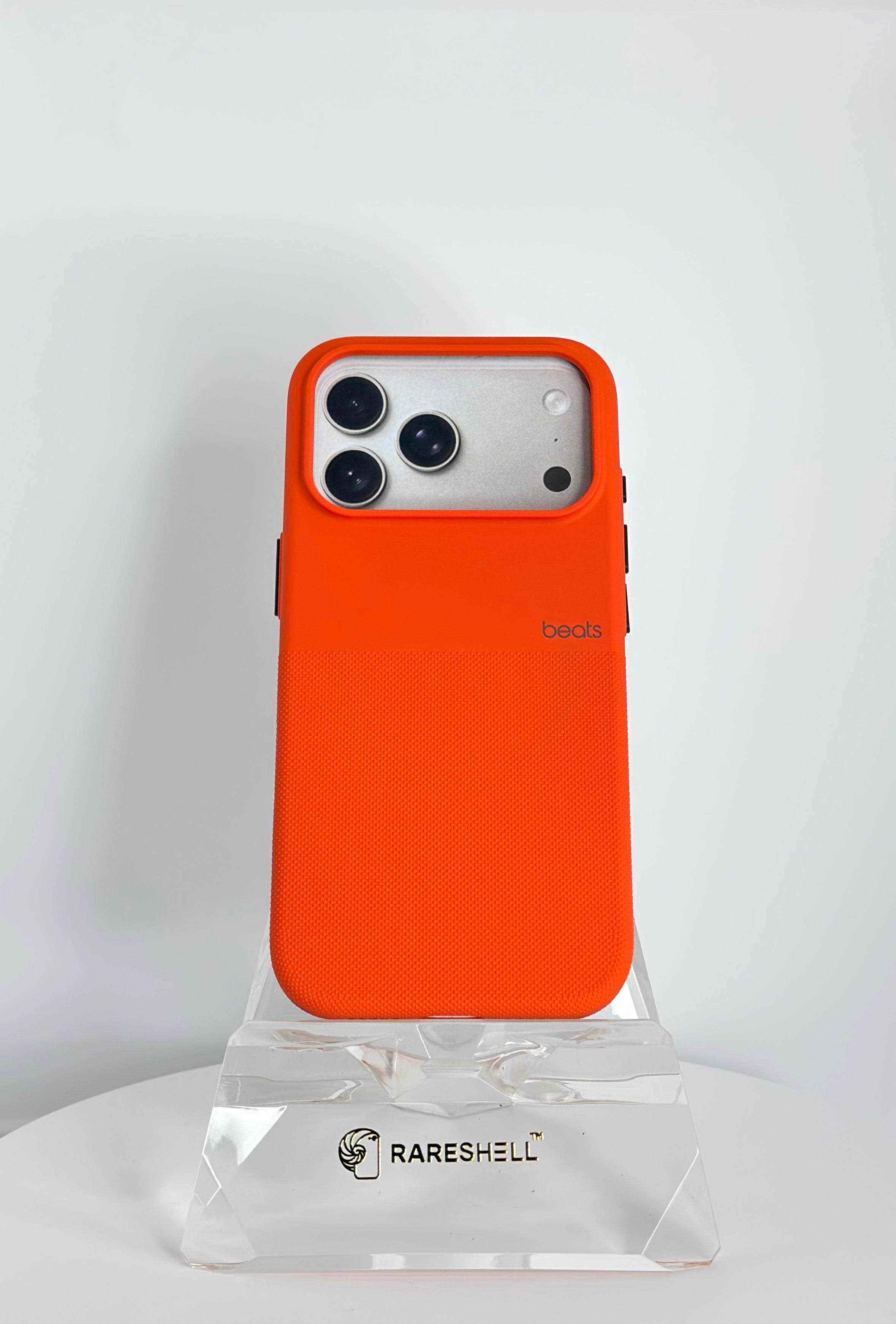 Rugged Grip Case with MagSafe – iPhone 17 Pro Max