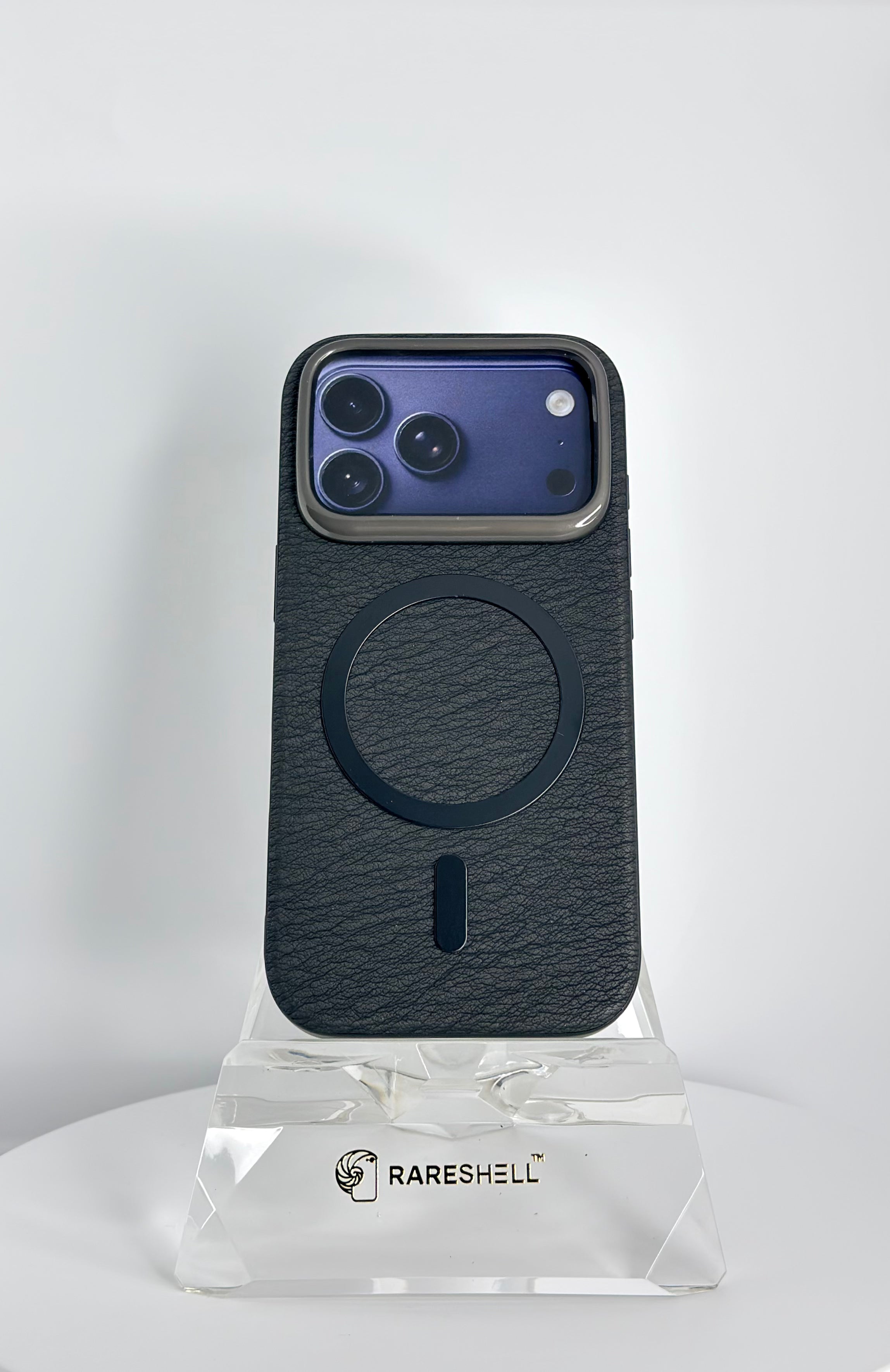 GrainWeave MagSafe Textured Case – iPhone 17 Pro Max