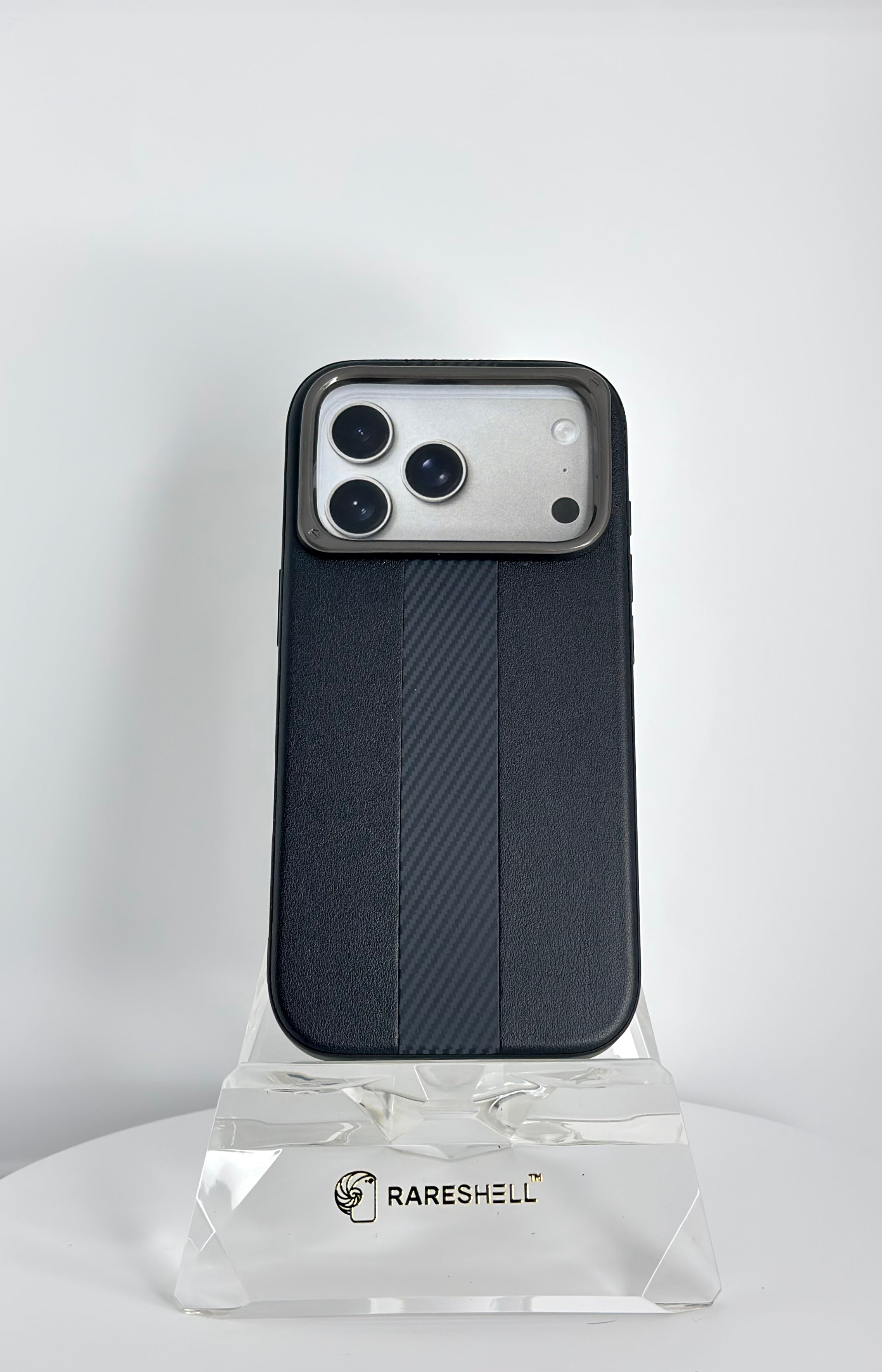 CarbonStripe Grip MagSafe Case – iPhone 17 Pro