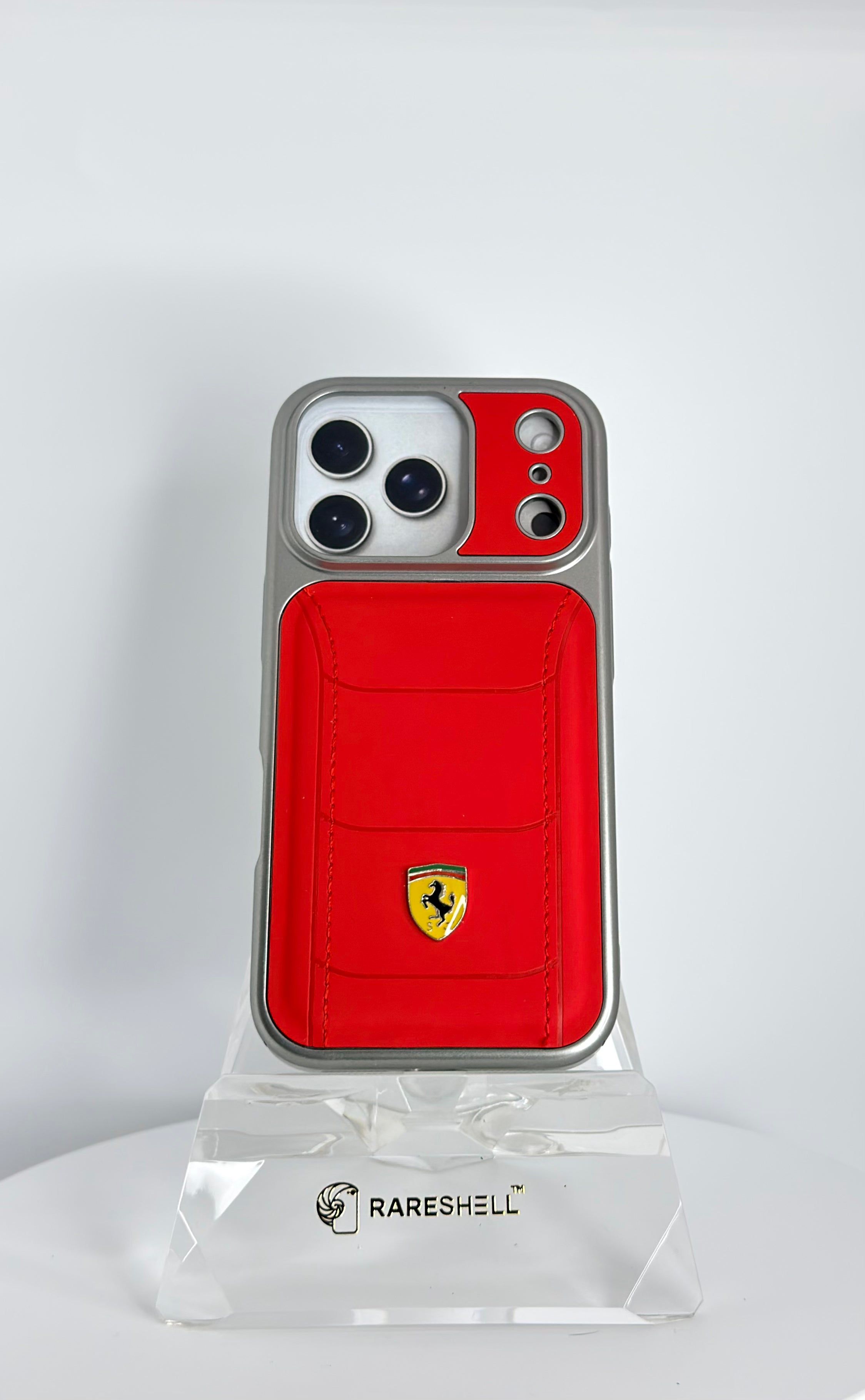 Scuderia-Inspired Pocket Case – iPhone 17 Pro