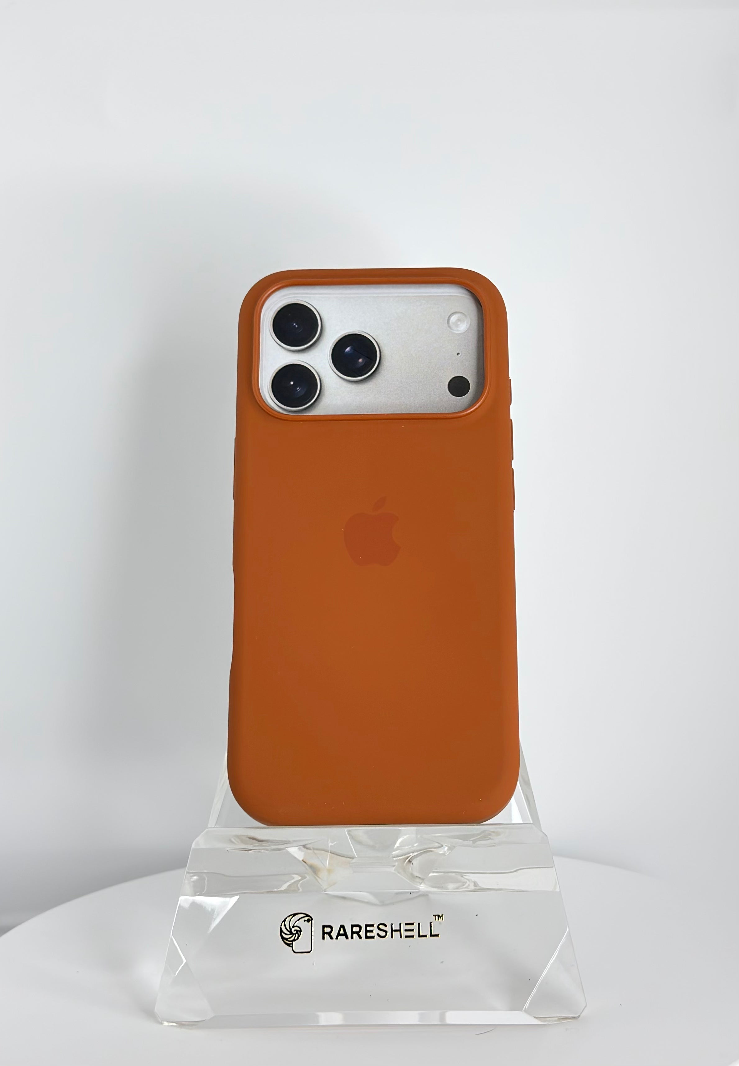Silicone Case with MagSafe – iPhone 17 Pro Max