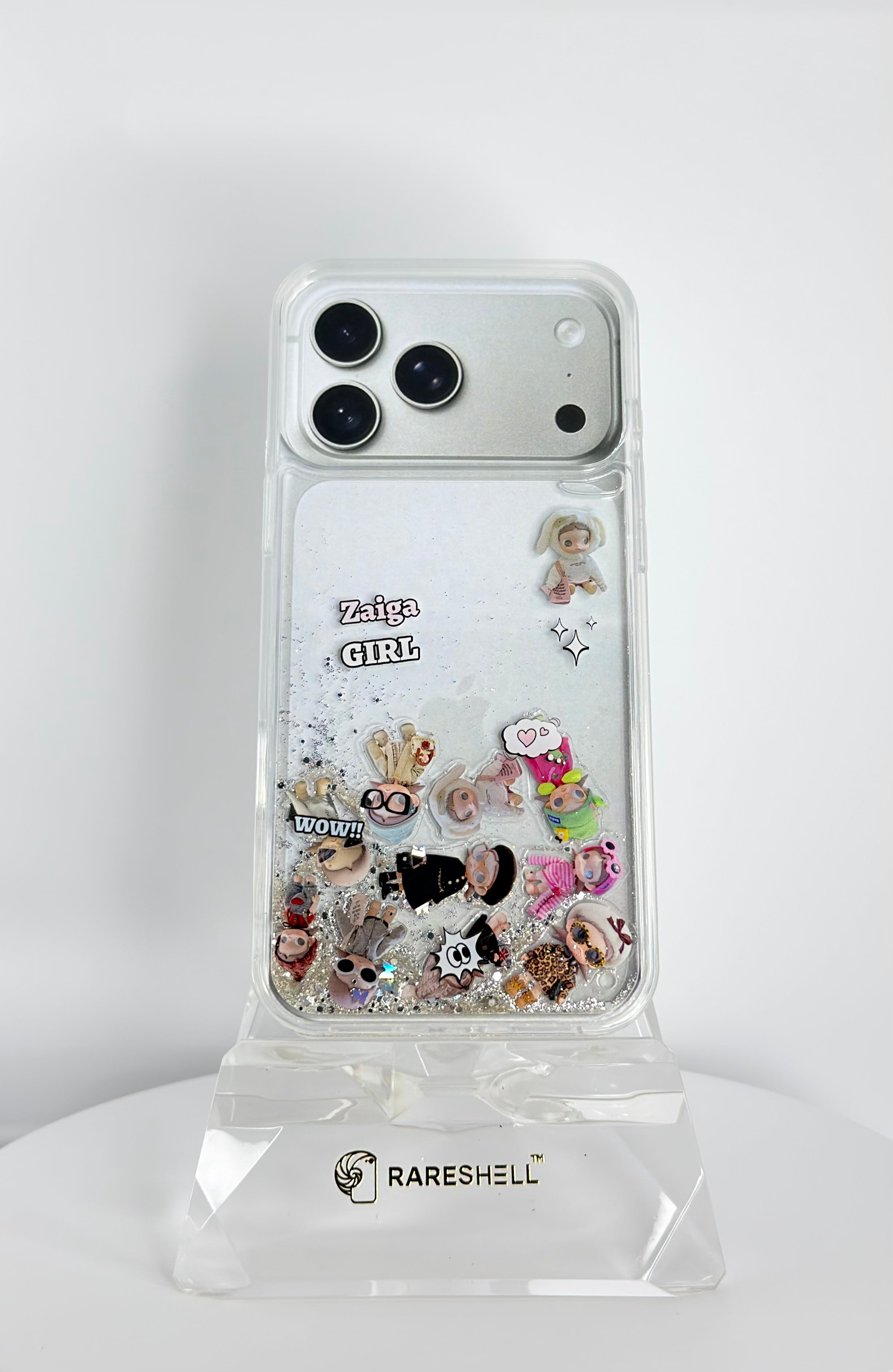 LumiCharm Liquid Glitter Case – iPhone 17 Pro Max