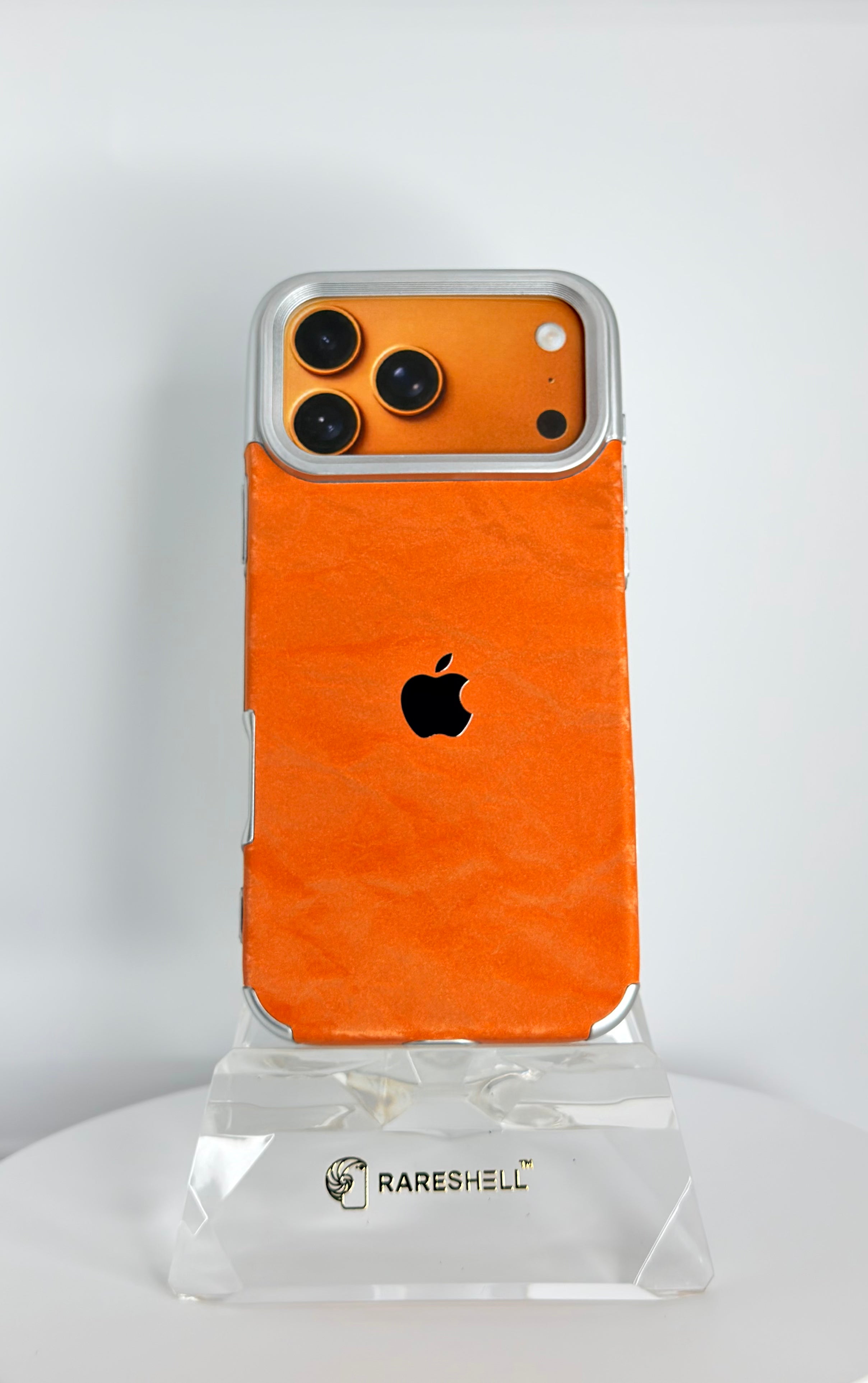 Veloura Shade Fabric Case – iPhone 17 Pro Max