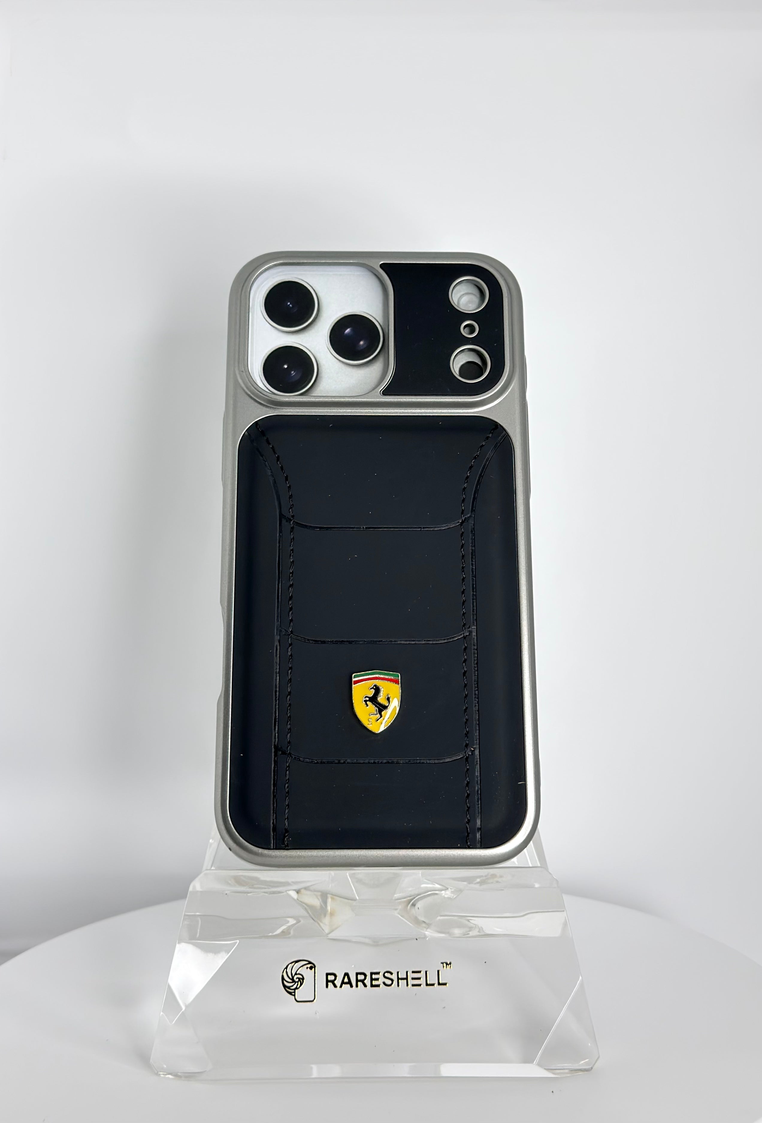 Scuderia-Inspired Pocket Case – iPhone 17 Pro Max