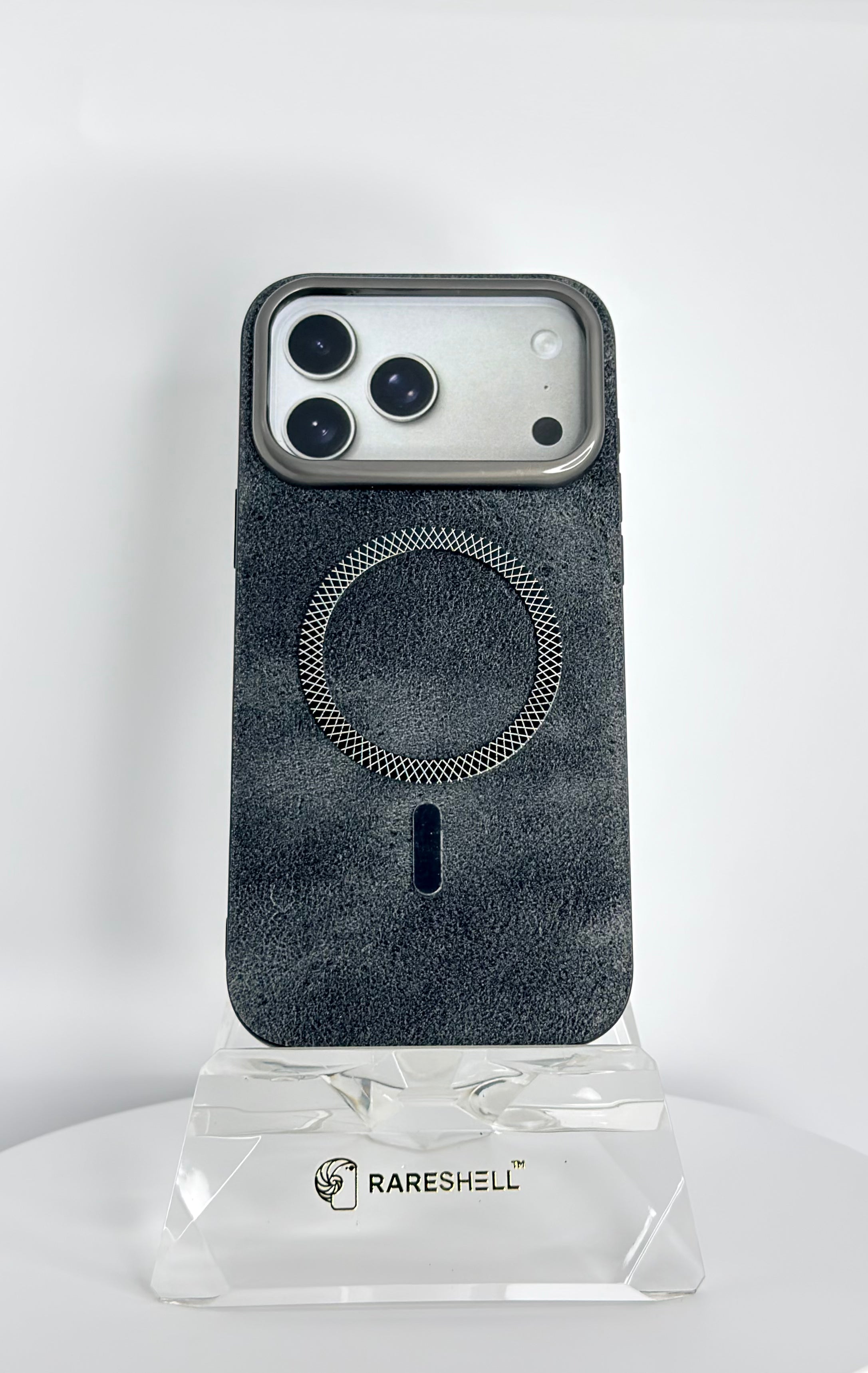 VelourTouch MagSafe Case – iPhone 17 Pro Max