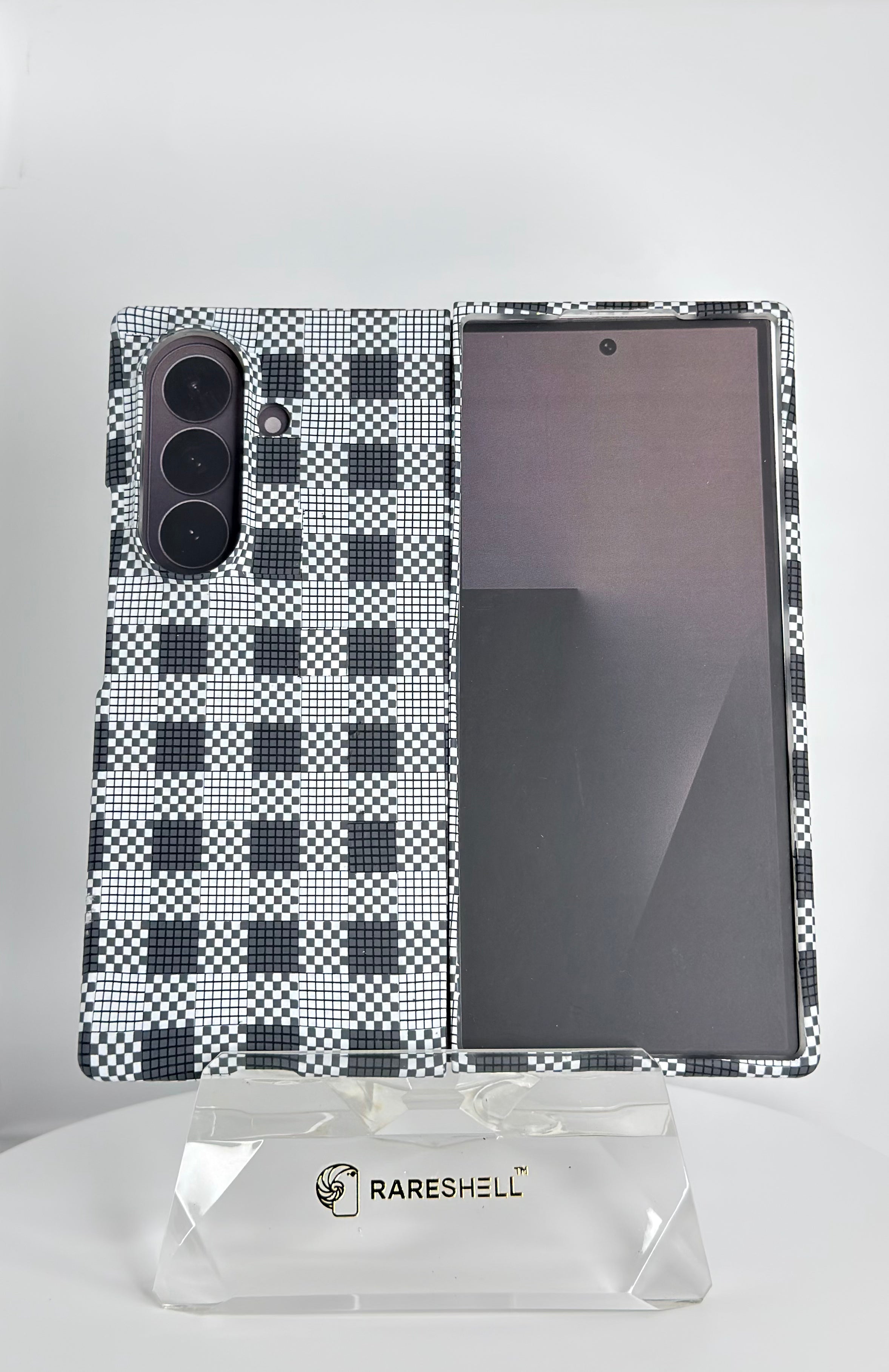 Luxo Carbon Matrix Magnet Case – Galaxy Z Fold 7