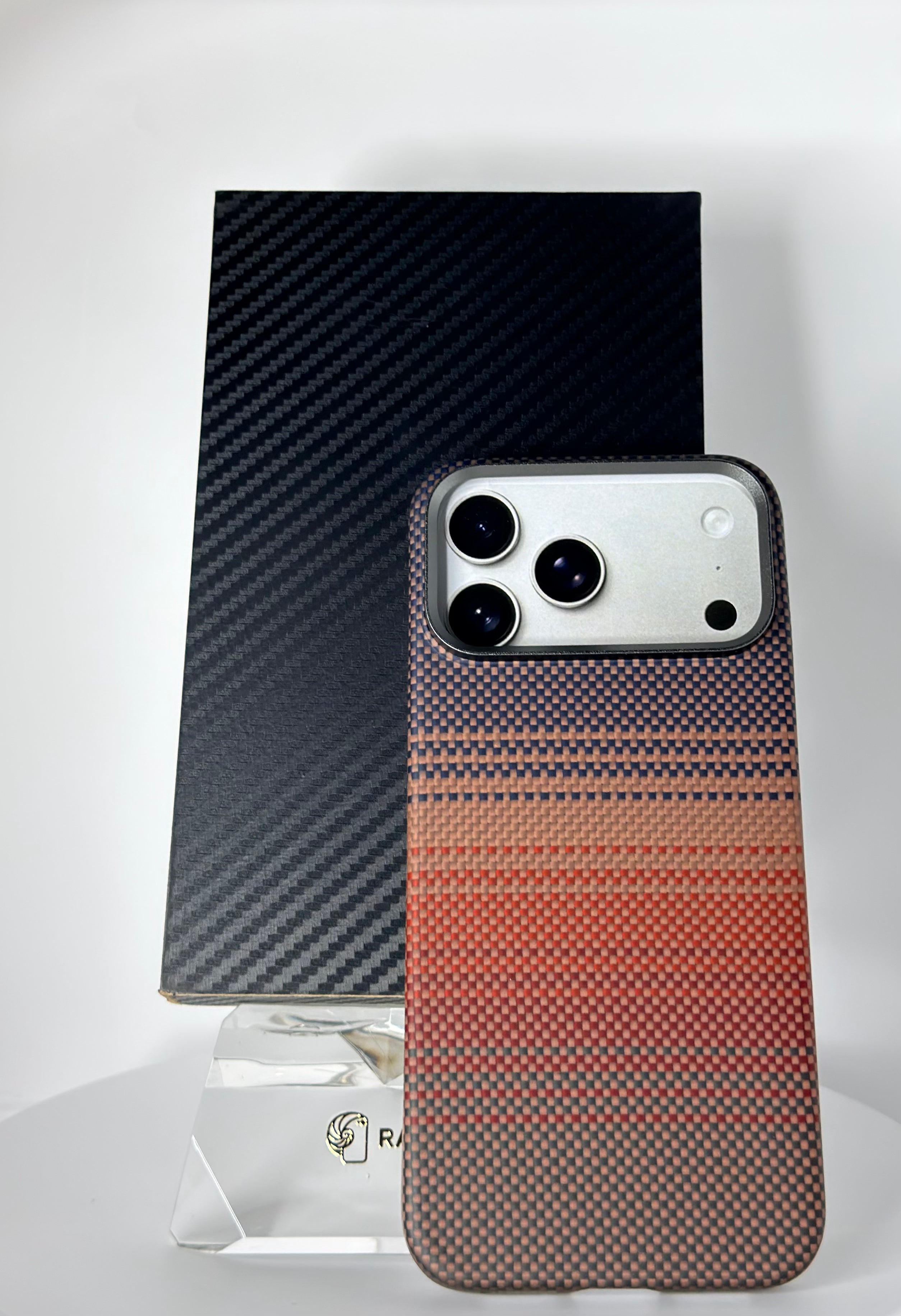 CarbonGrid Fiber MagSafe Case – iPhone 17 Pro Max