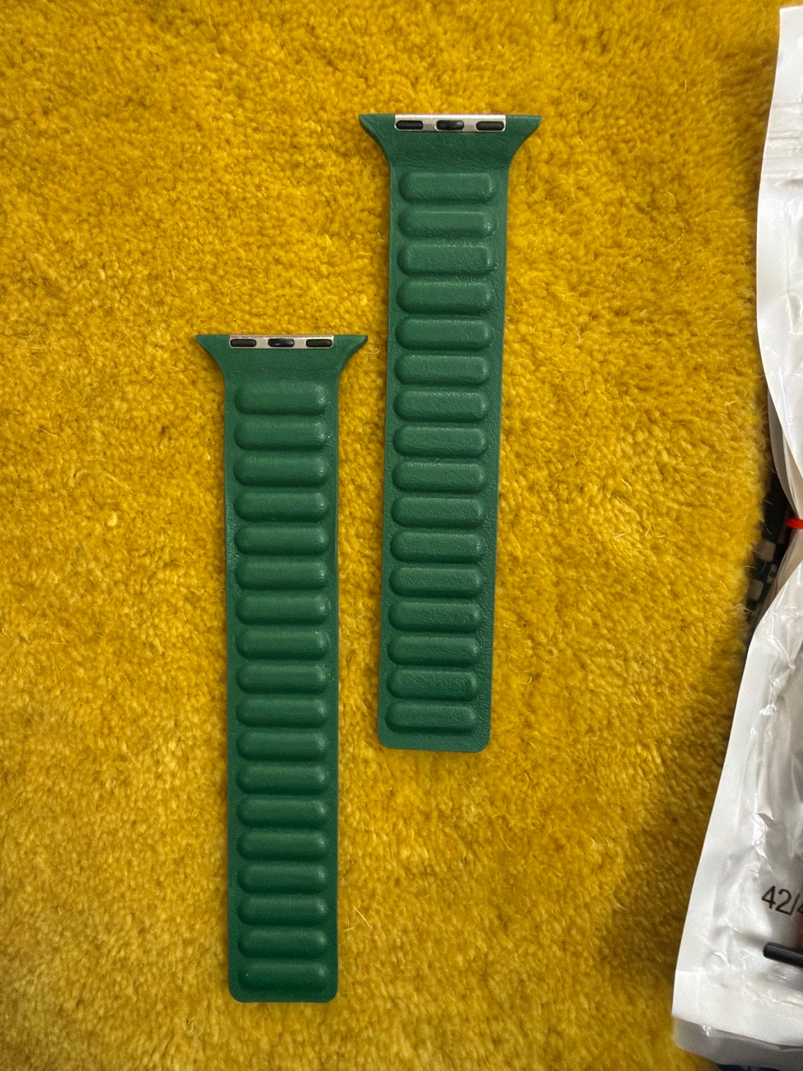 Leather Magnetic Link Apple Watch Strap (38mm / 40mm / 41mm)