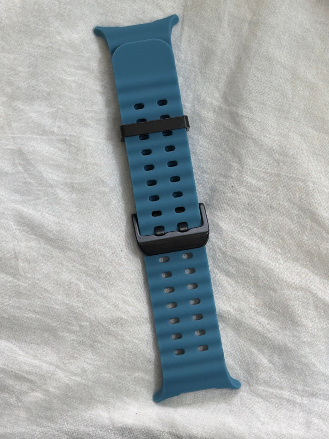 Sport Vent Silicone Strap – Galaxy Watch Ultra (Dynamic Lug Fit)