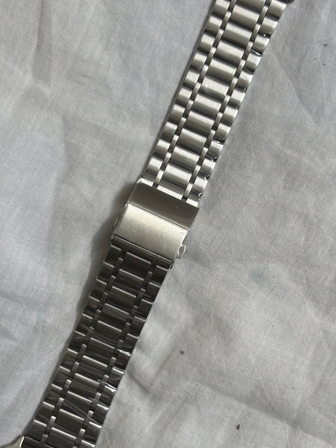 Aurelix Steel Link Apple Watch Strap (42/44/45/46/49mm)
