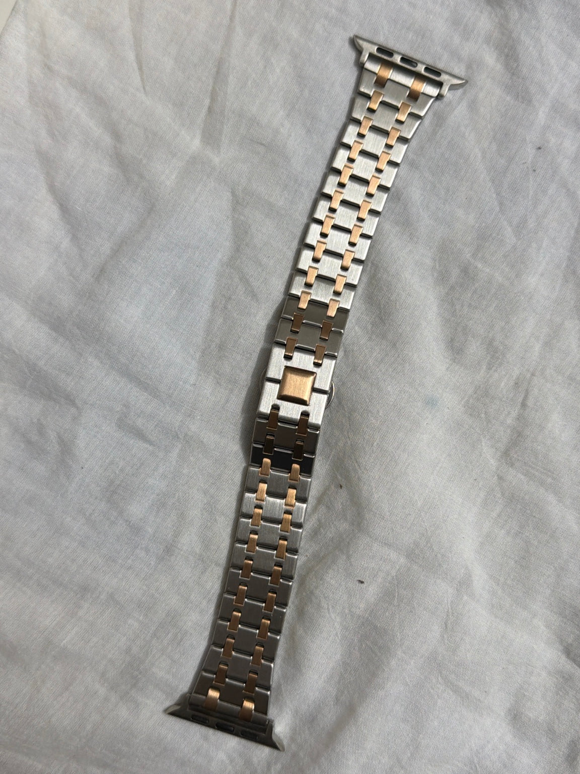 Veltrix Royale Steel Apple Watch Strap (42/44/45/46/49mm)