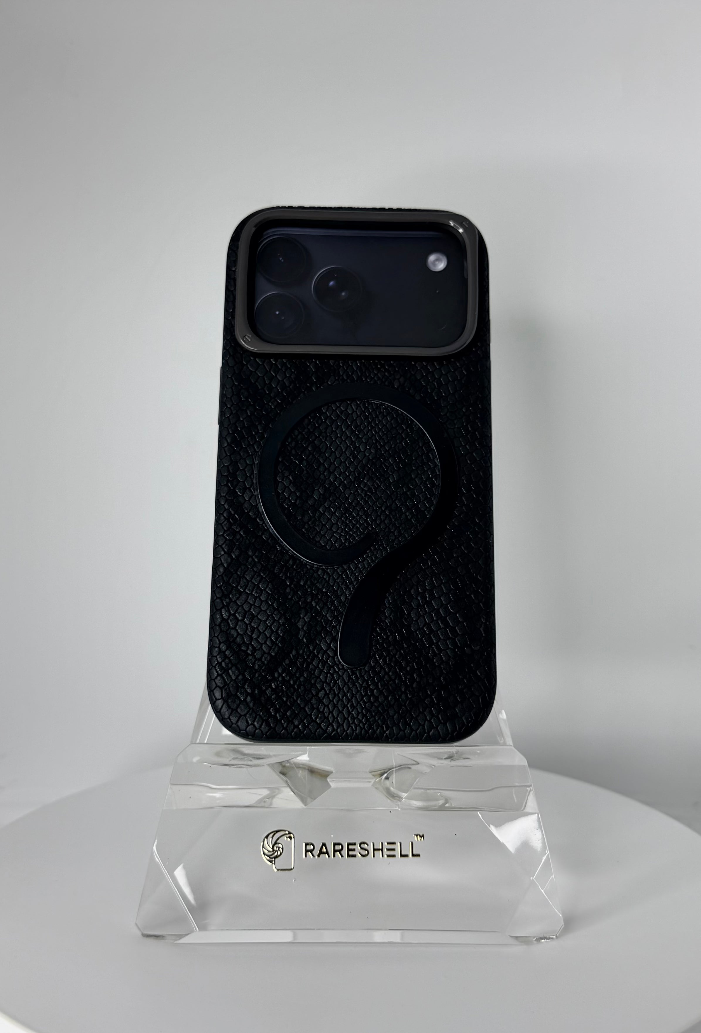 Obsidian Scale MagSafe Case – iPhone 18 Pro Max