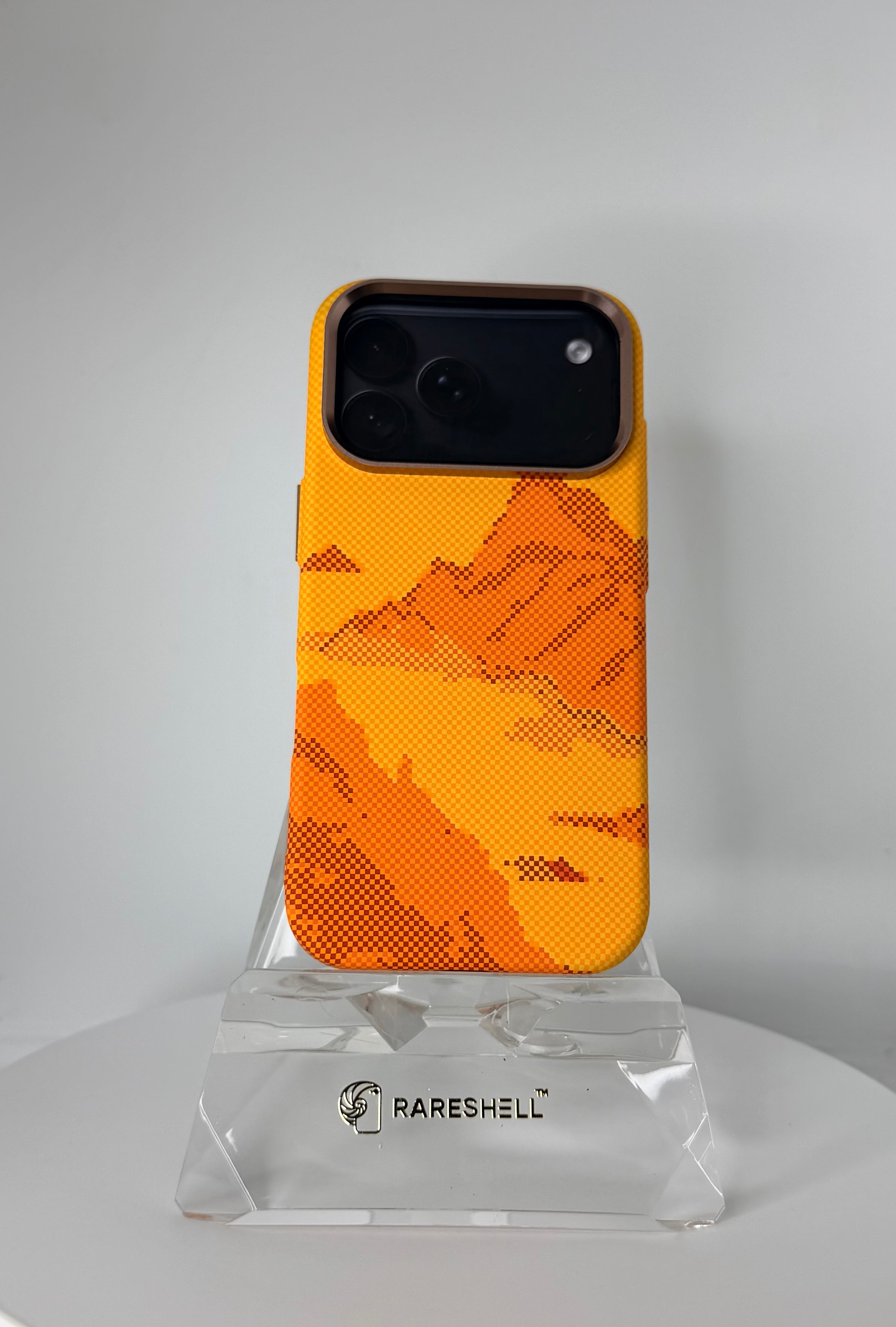 Luxo MagSafe Case – iPhone 18 Pro