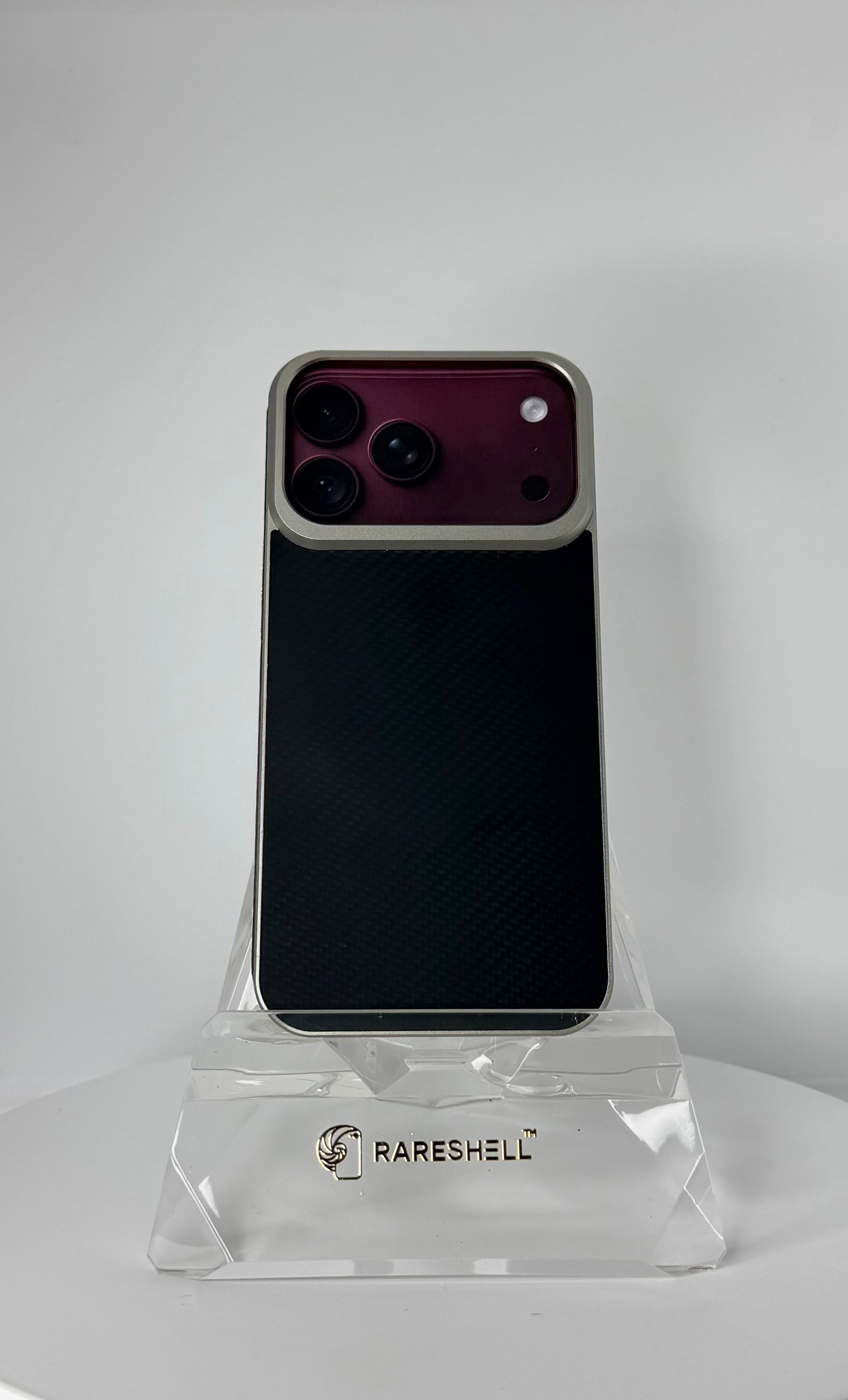 CarbonEdge MagSafe Plate Case – iPhone 18 Pro