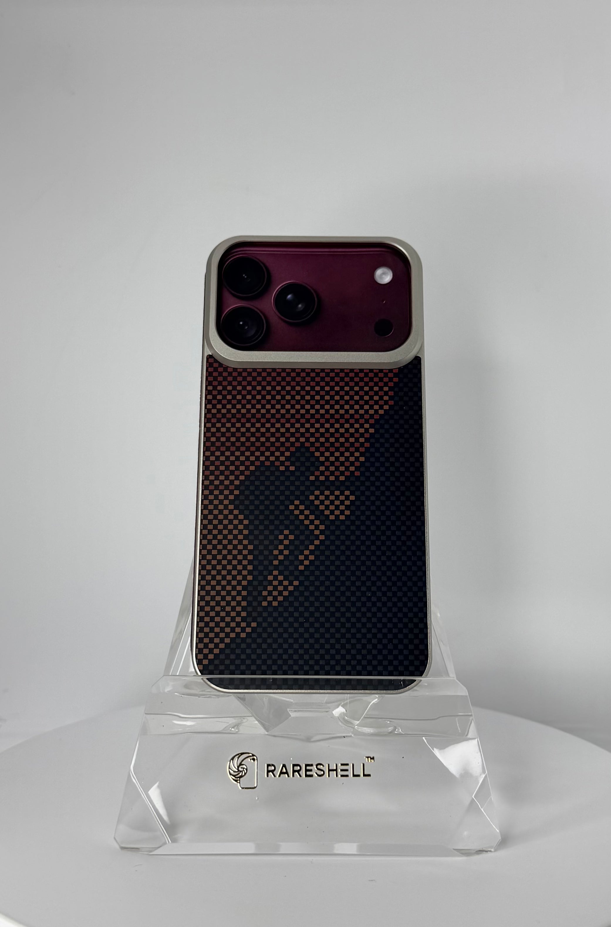 CarbonEdge MagSafe Plate Case – iPhone 18 Pro