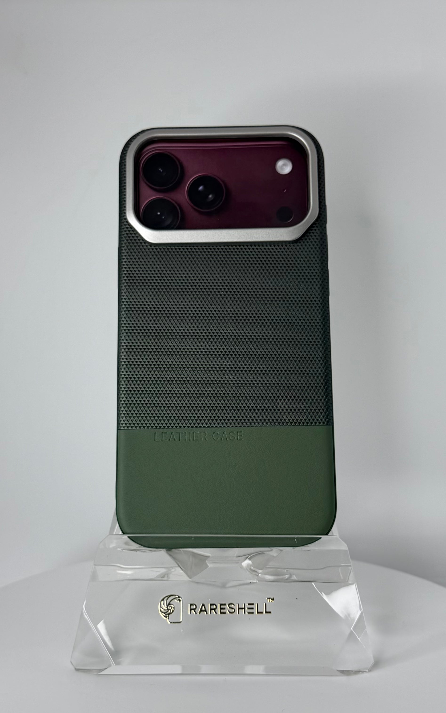 Dual Texture Leather Case – iPhone 18 Pro Max