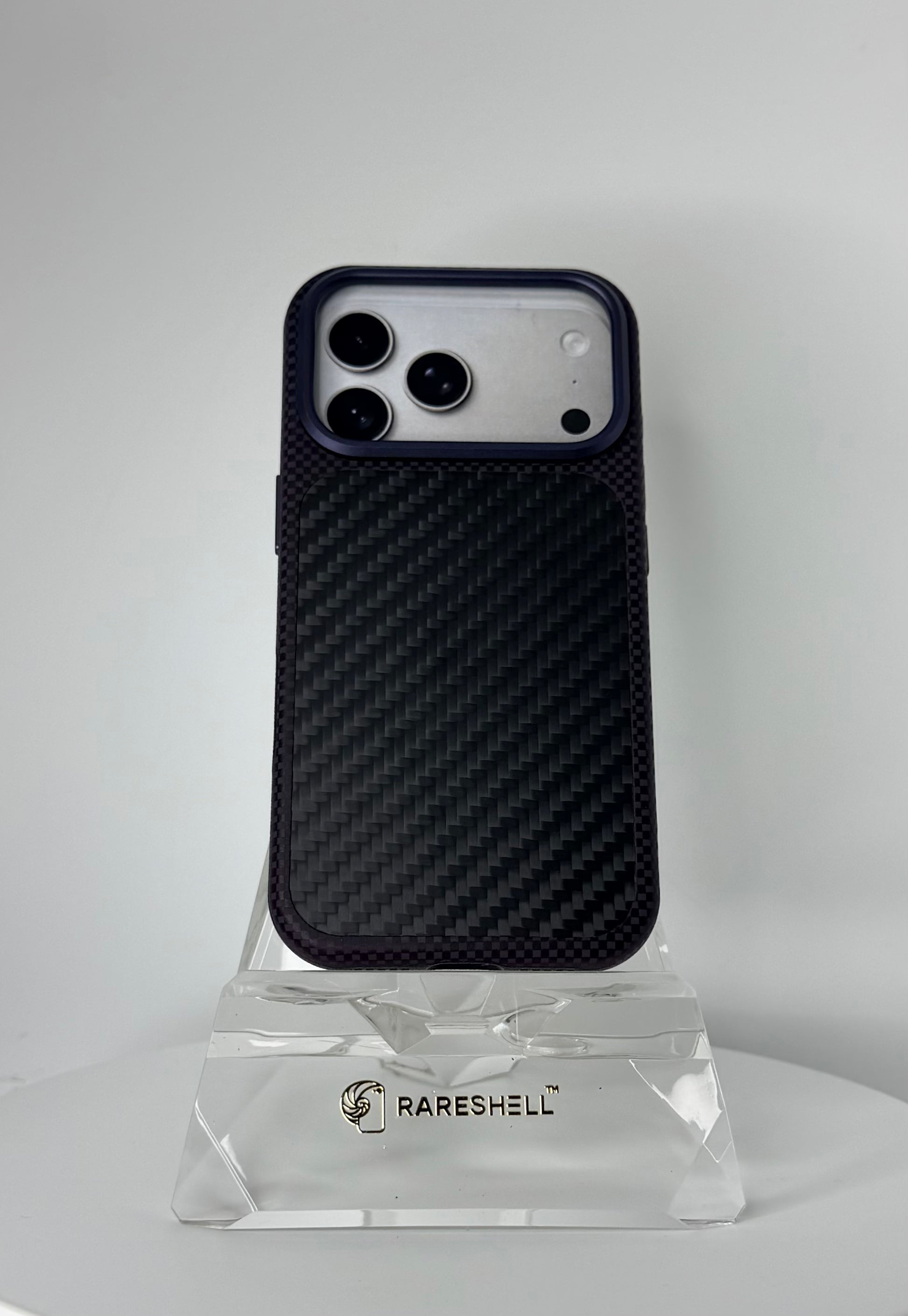 CarbonÉlite MagSafe Case – iPhone 17 Pro