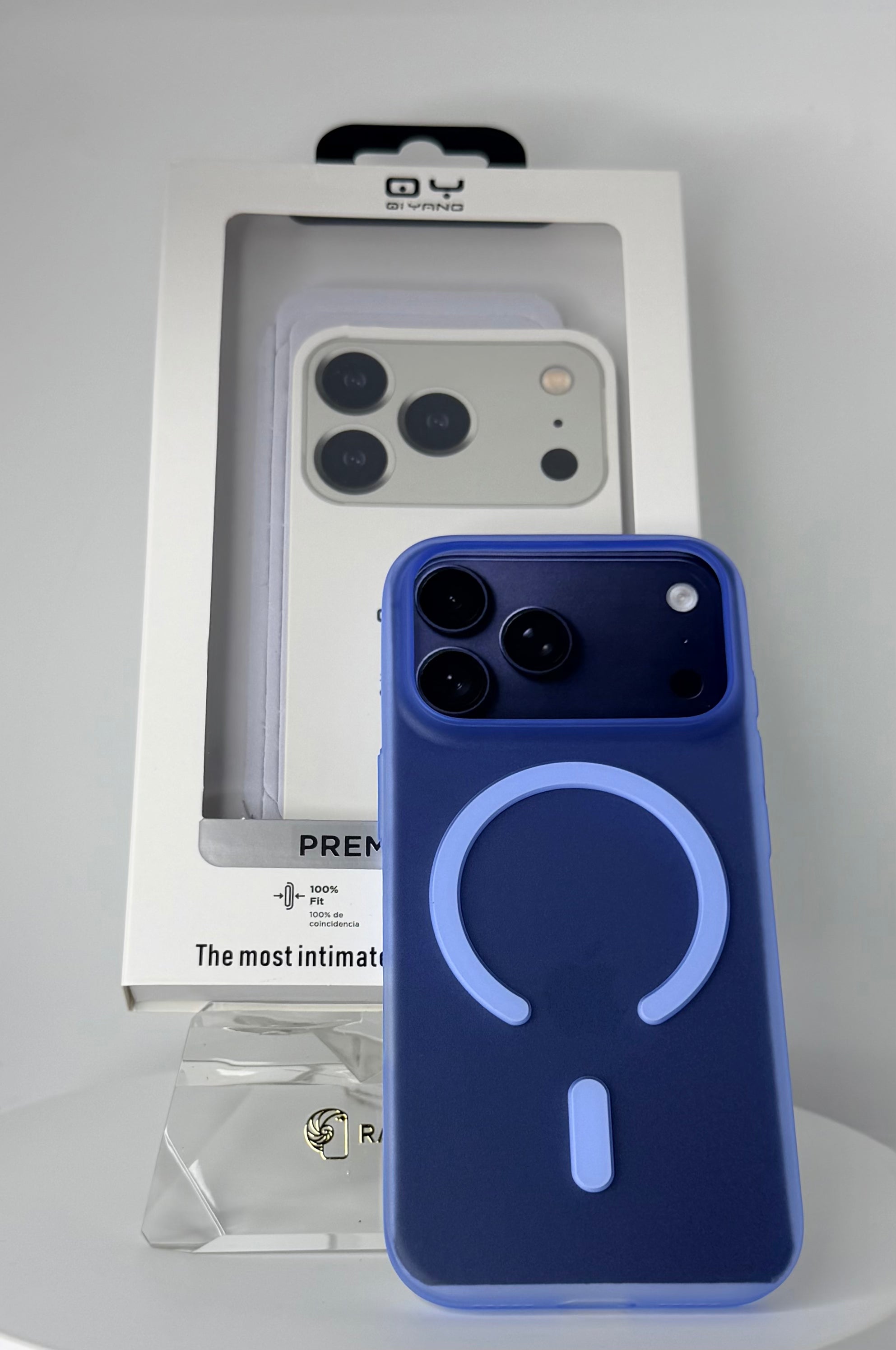 Qi Yang FeatherFlex MagSafe Case – iPhone 17 Pro