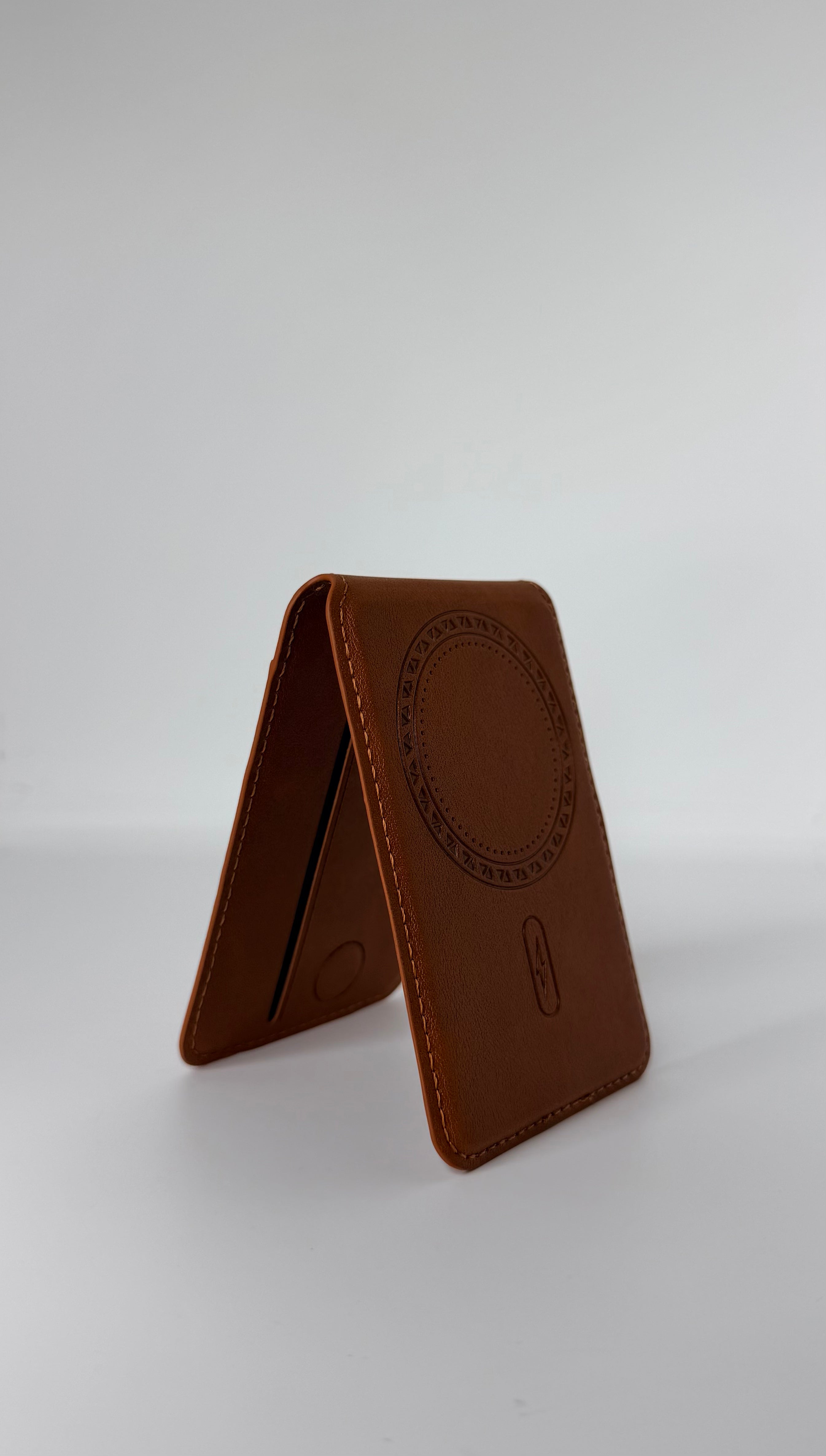Heritage Fold MagSafe Wallet