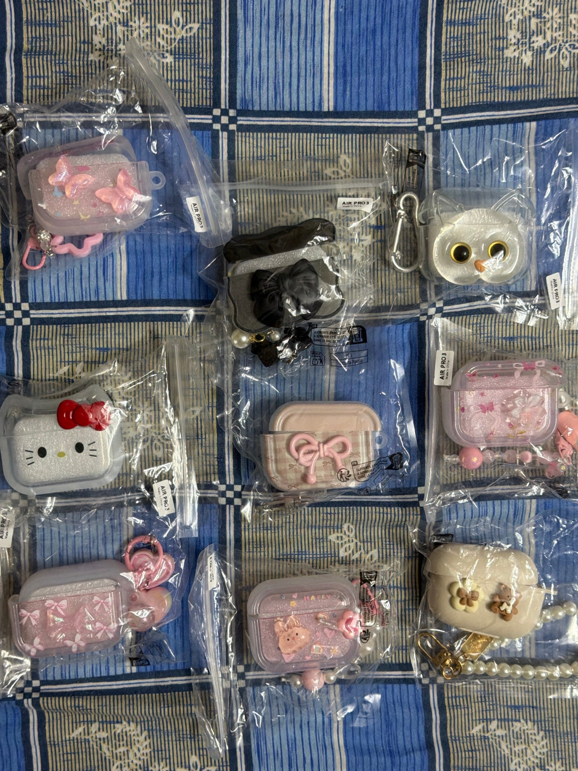 Kawaii Charm Case – AirPods Pro 3