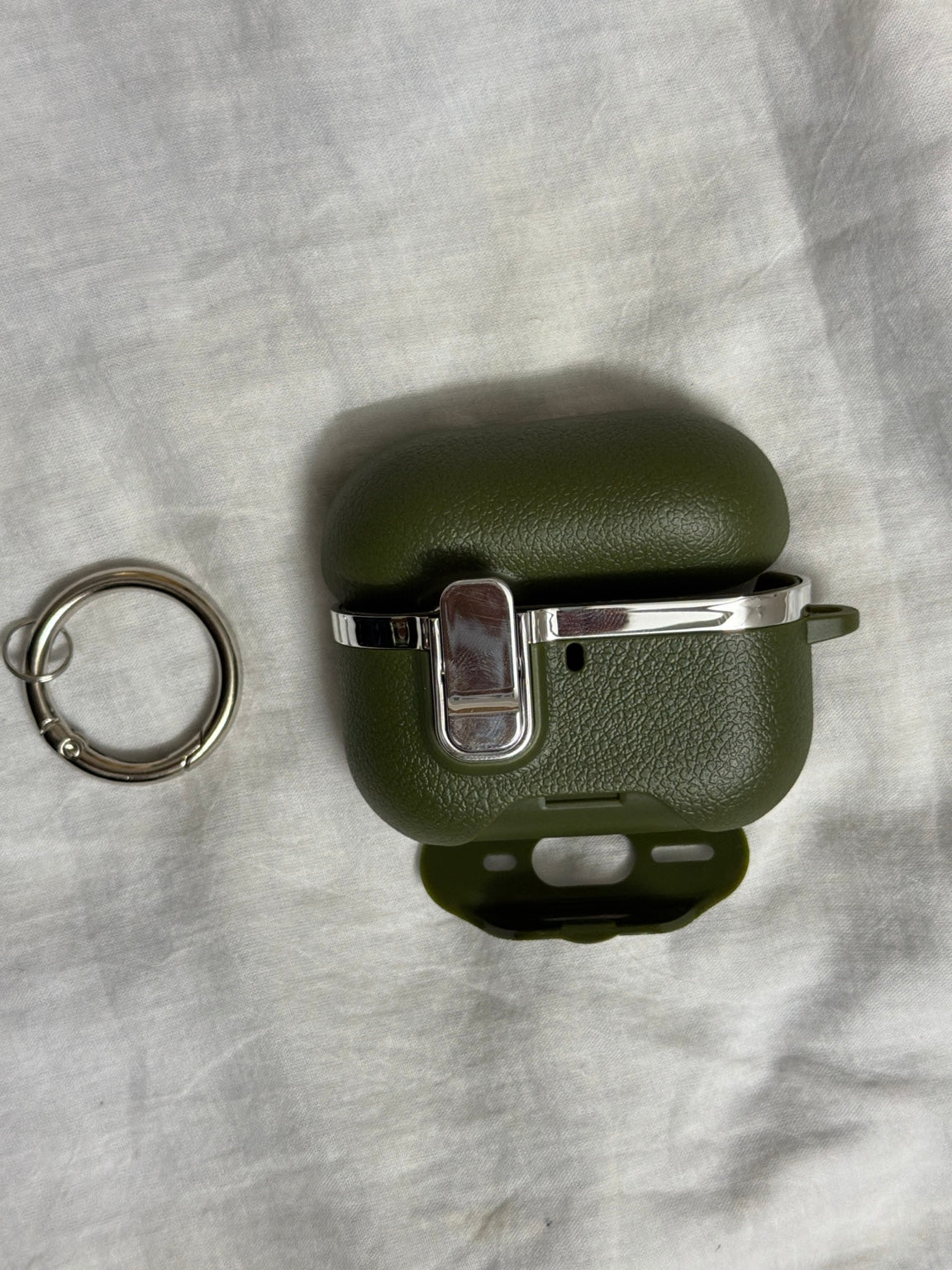 LockShell StandGrip AirPods Pro 3 Case