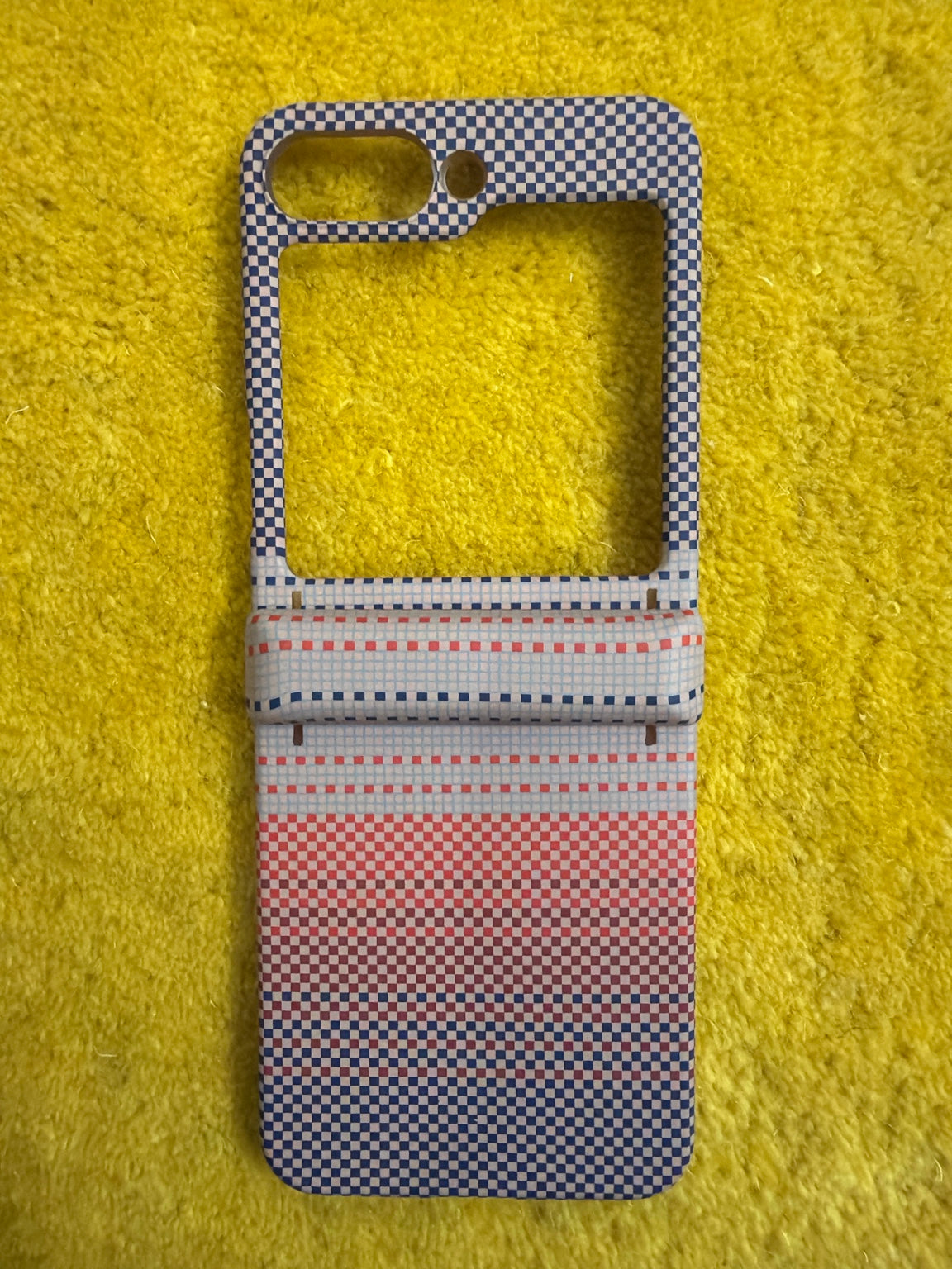GridFlip Magnet Case – Galaxy Z Flip 6