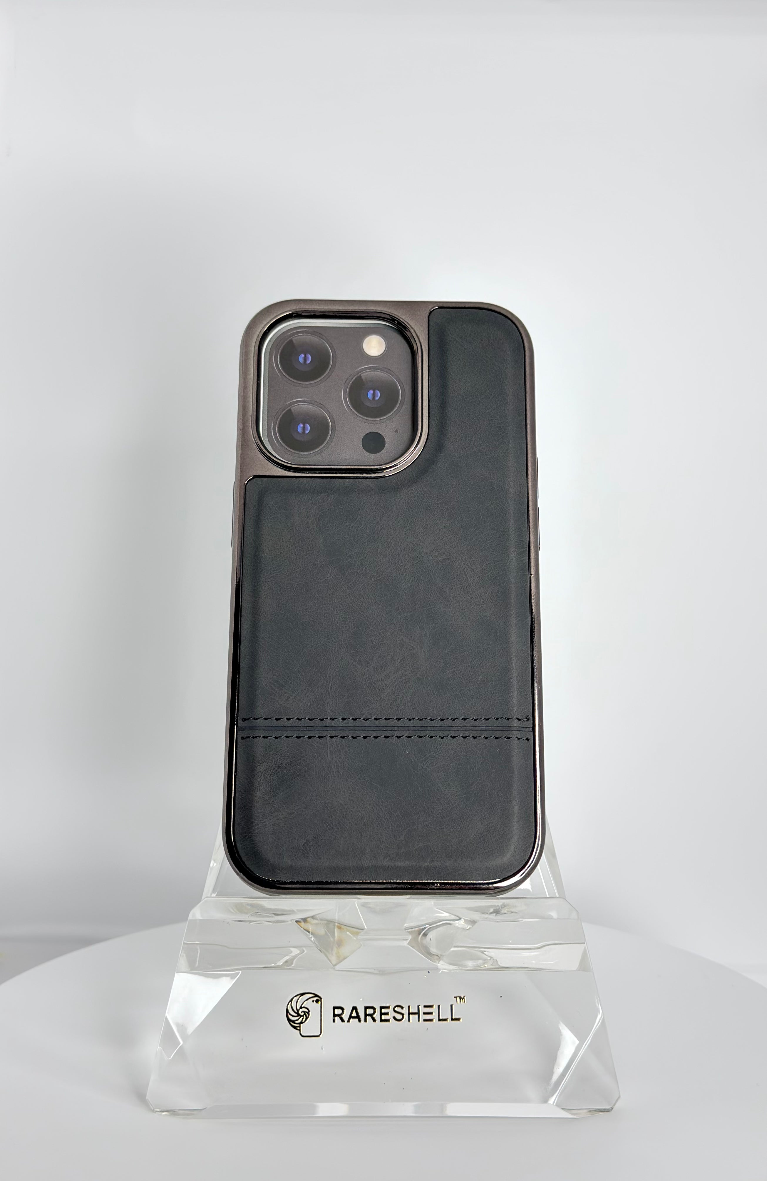 Urban Stitch Case – iPhone 14 Pro