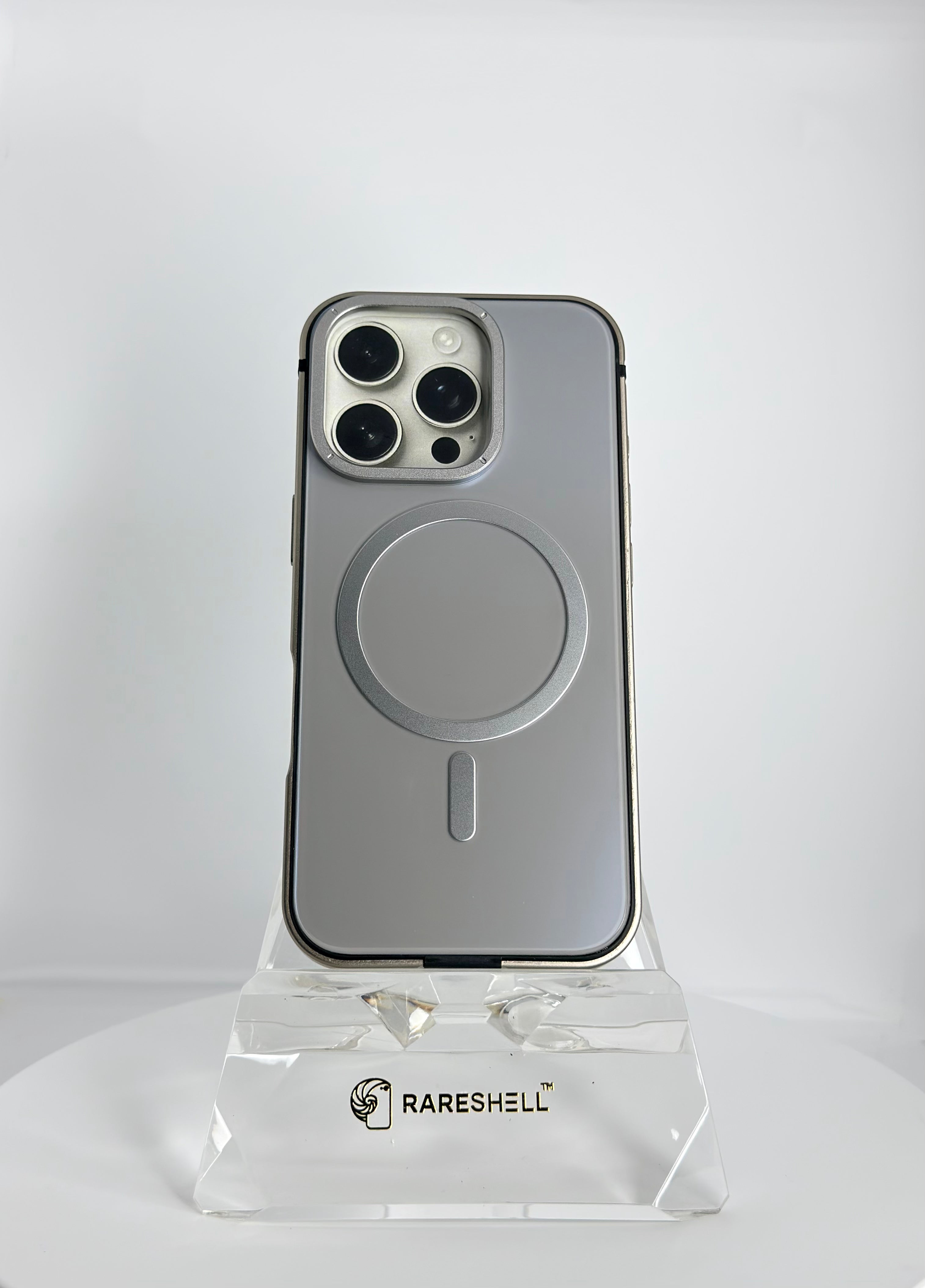 Obsidian Plate MagSafe Case – iPhone 16 Pro