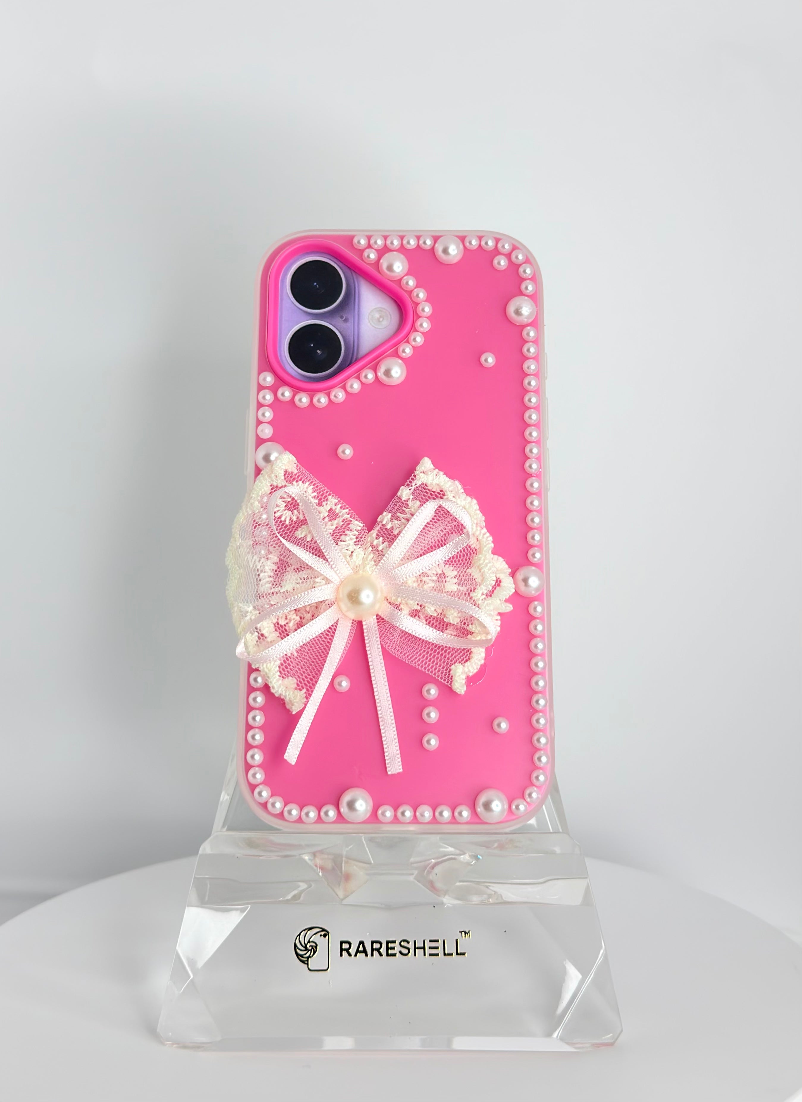Pearl Veil Bow Case – iPhone 17