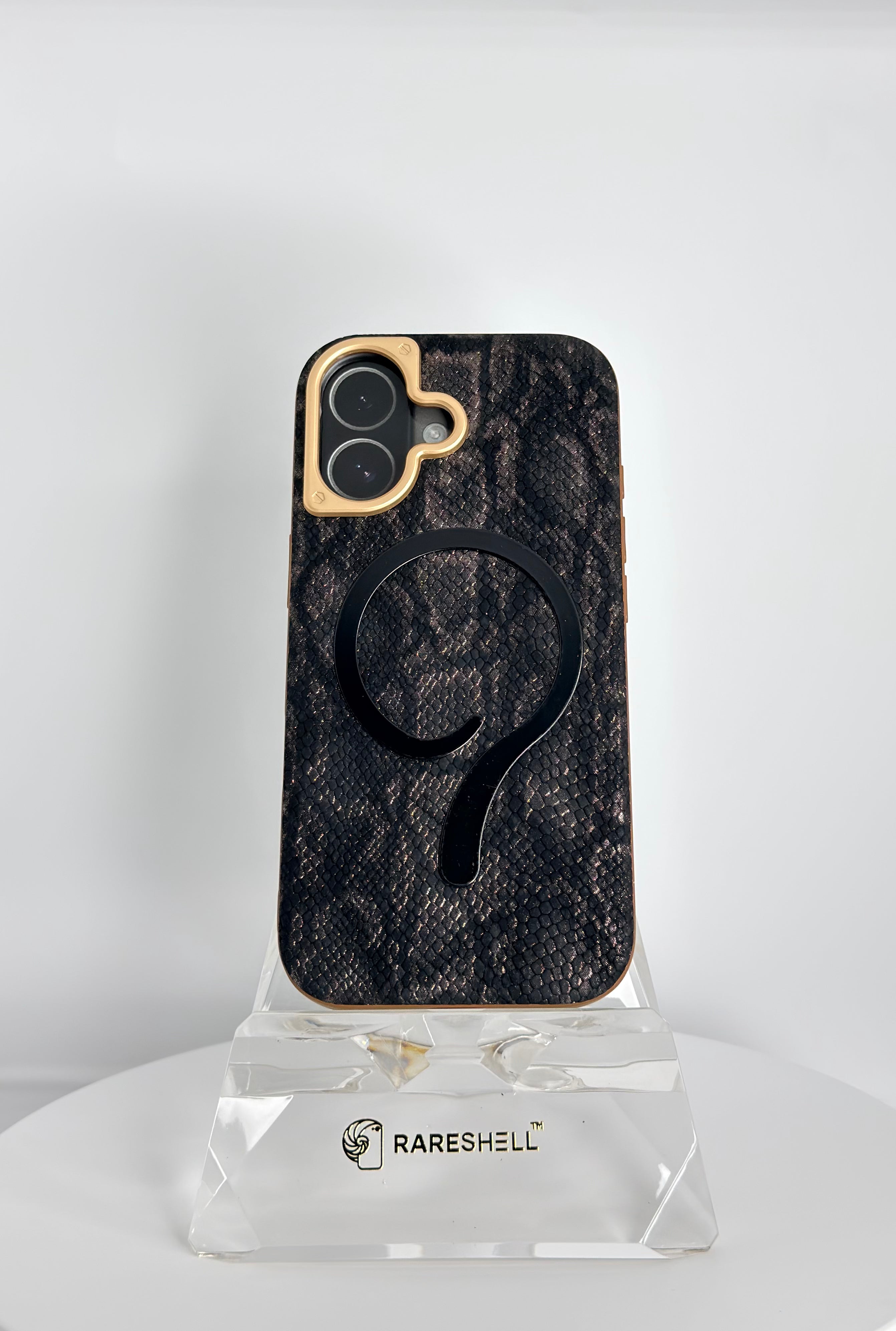 Obsidian Scale MagSafe Case – iPhone 17