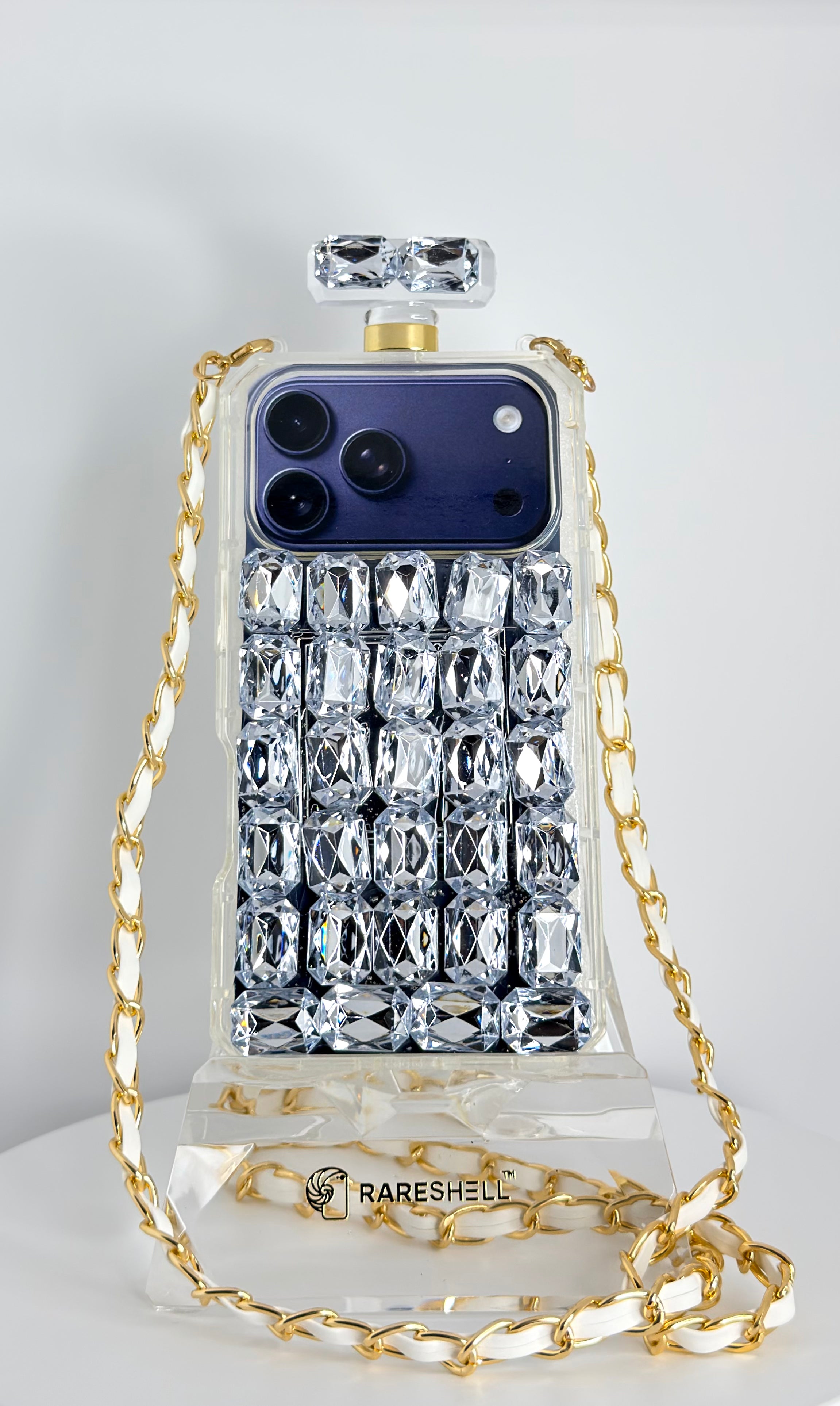 Crystal Luxe Chain Case – iPhone 17 Pro