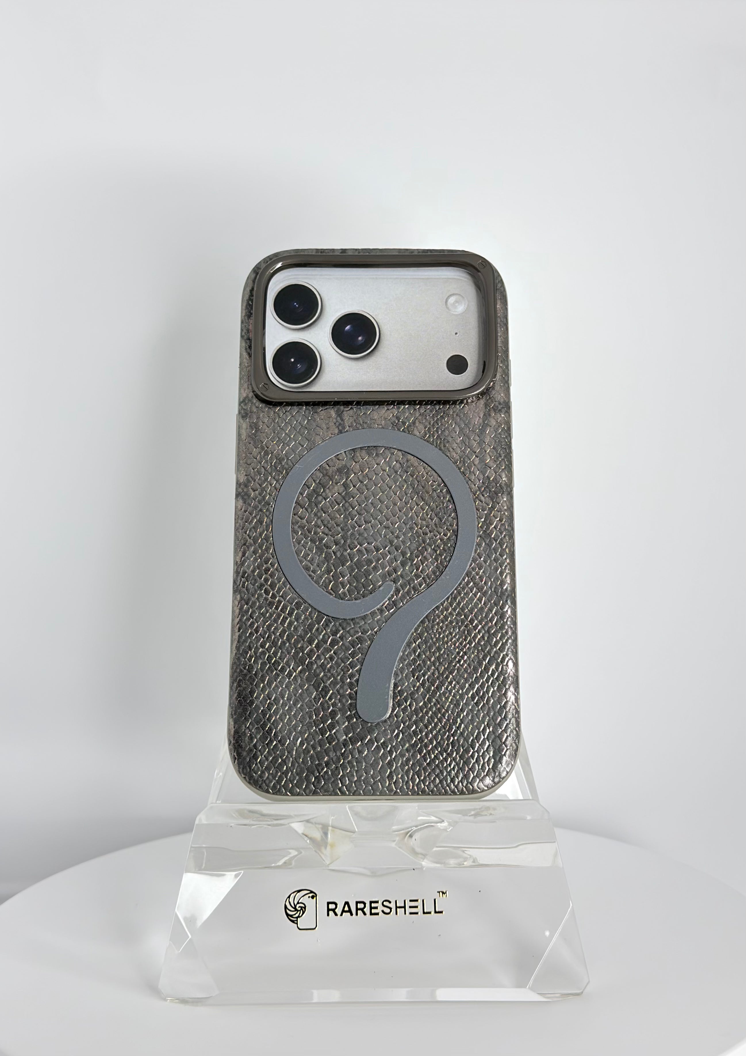 Obsidian Scale MagSafe Case – iPhone 17 Pro Max