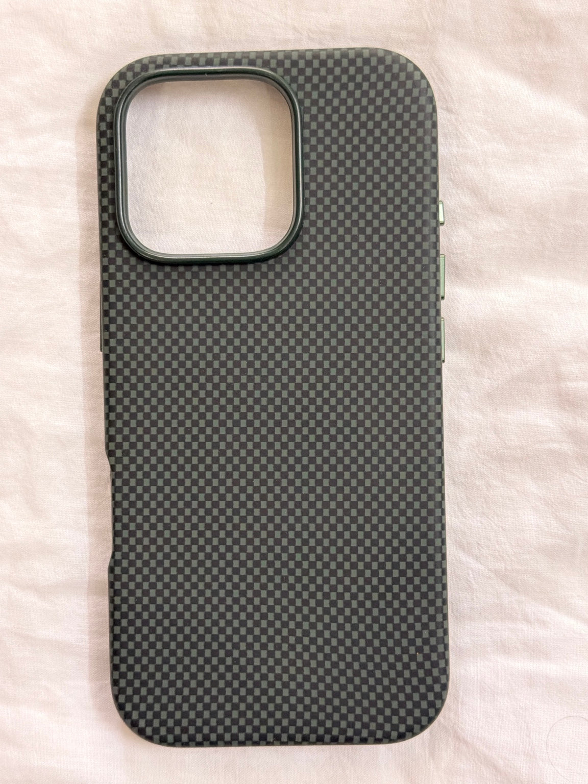 Carbon Drift Case – iPhone 16 Pro Max