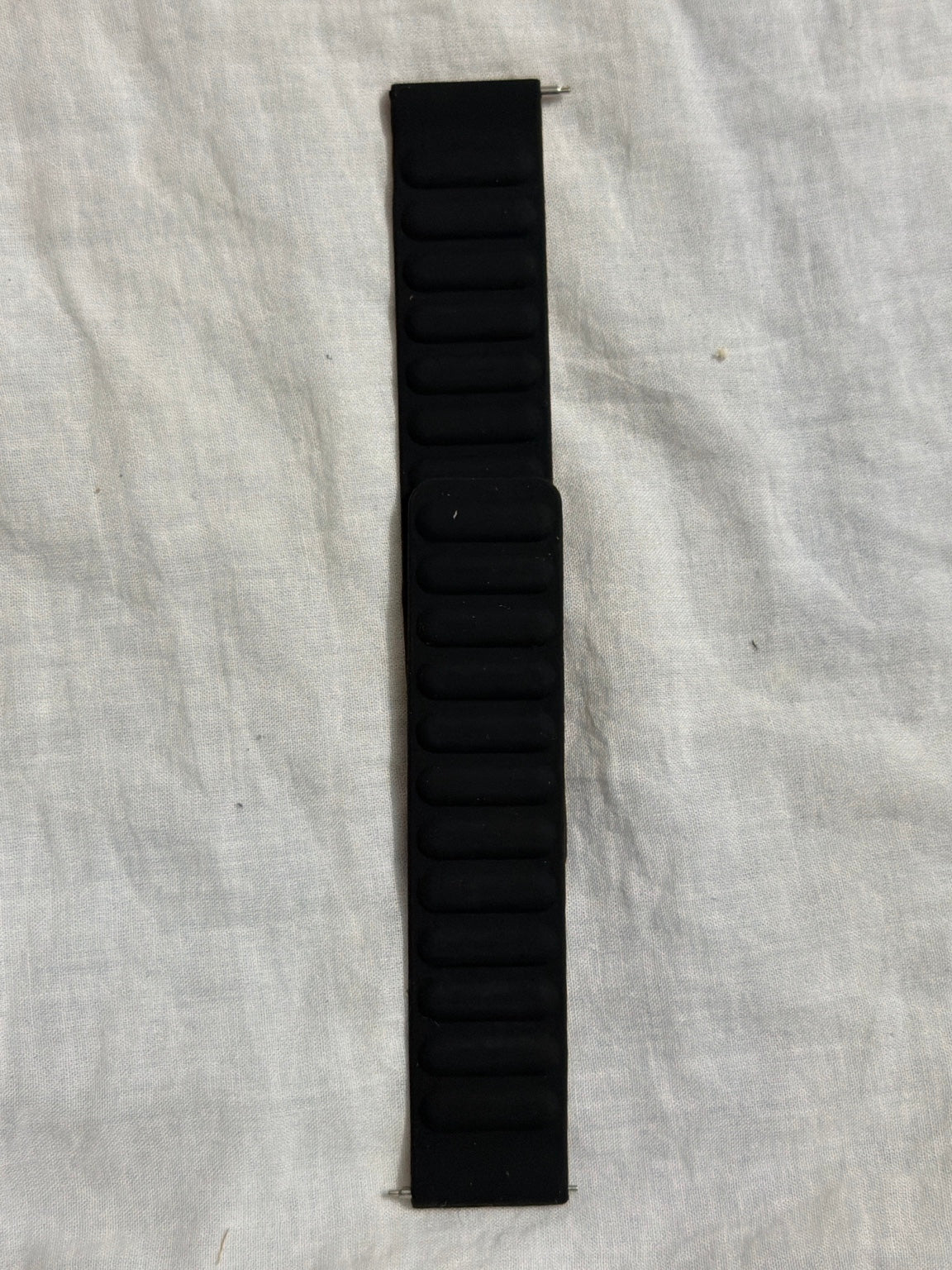 Silicone Magnetic Strap – Gear S3 & Galaxy Watch 46mm (22mm)