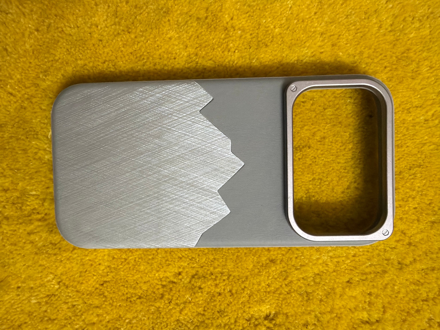 SteelEdge Dual Tone Case – iPhone 15 Pro Max