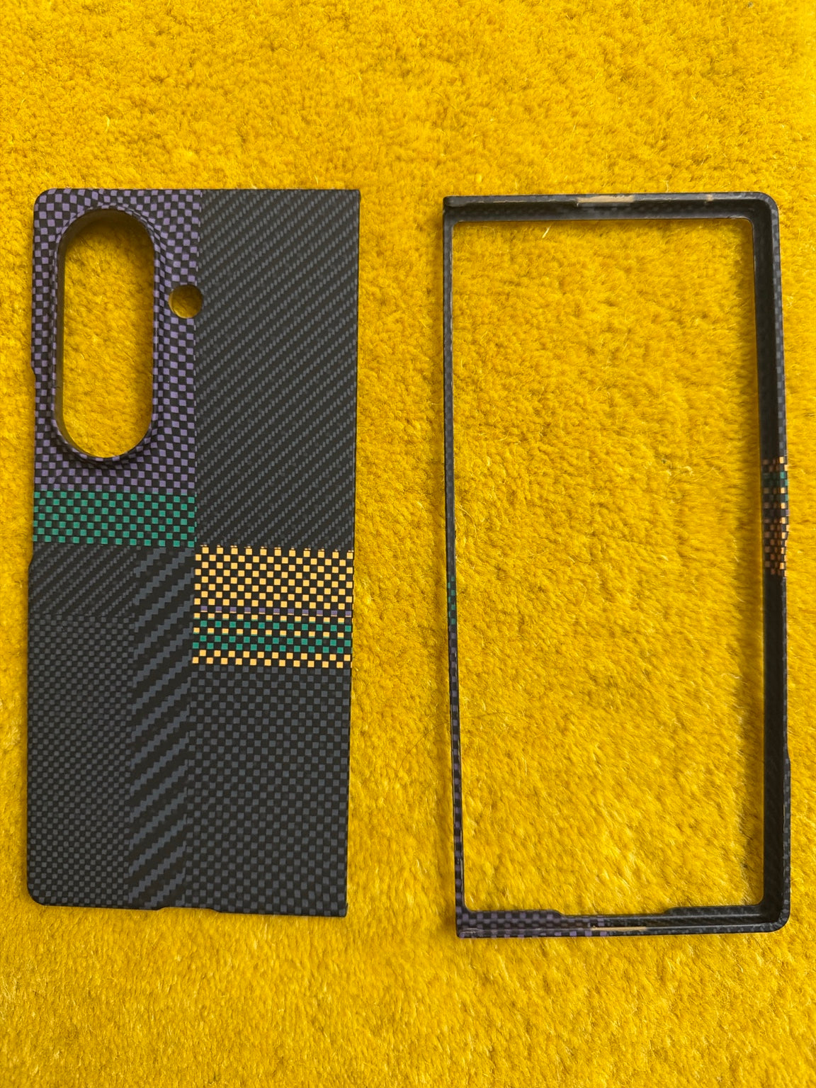 Luxo Carbon Matrix Magnet Case – Galaxy Z Fold 7