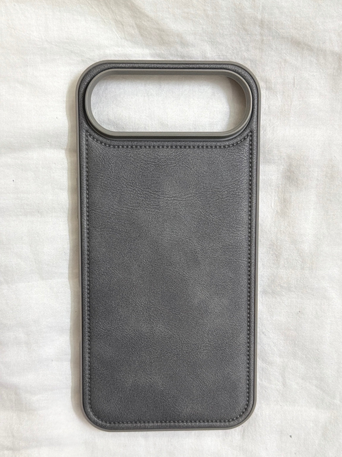 Auraline Leather Case – iPhone 17 Air
